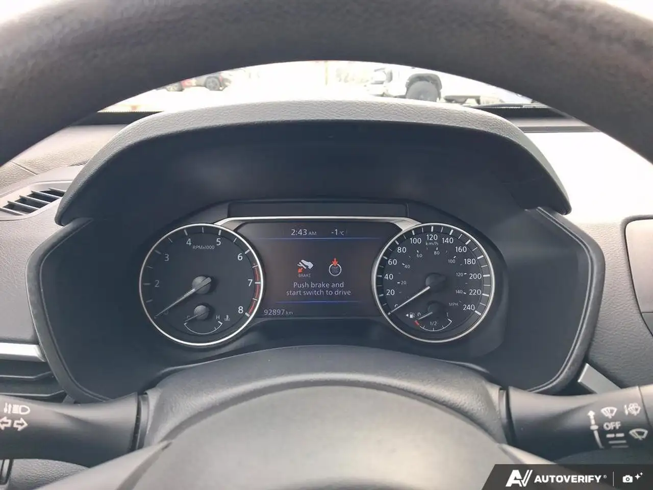 Nissan Altima снимка Nissan Altima