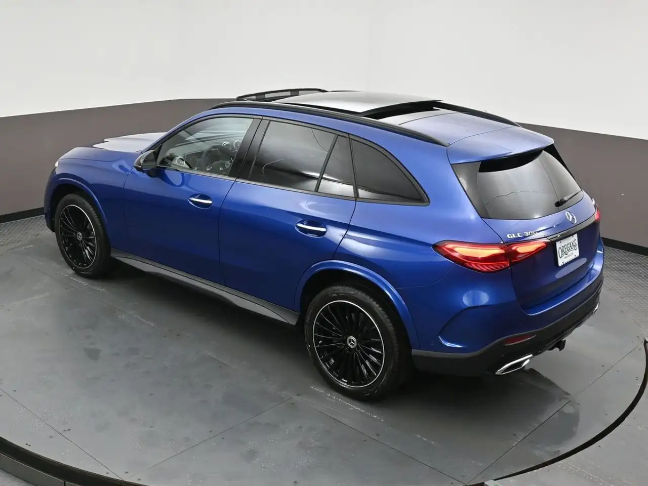 Mercedes-Benz GLC снимка Mercedes-Benz GLC