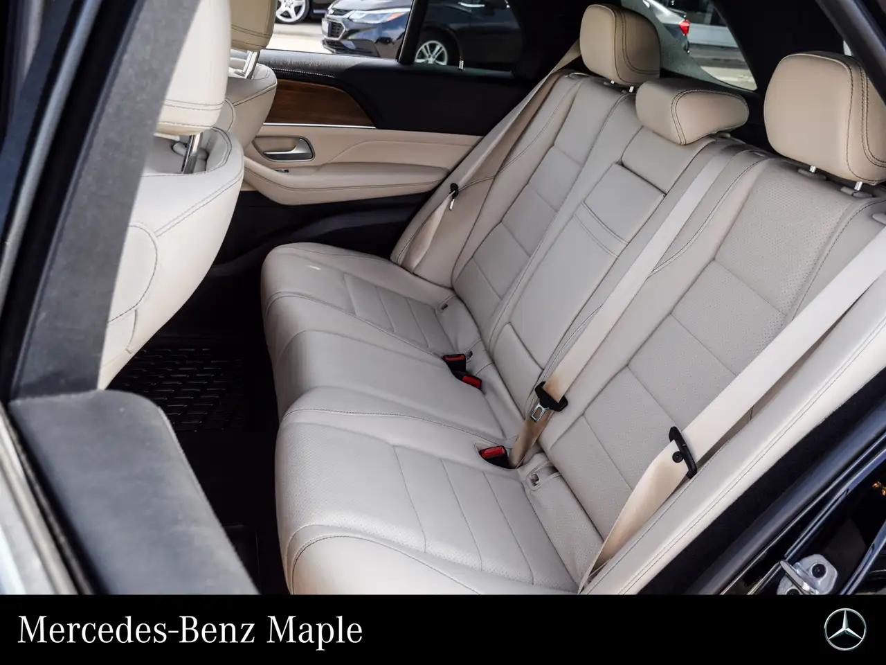 Mercedes-Benz GLE снимка Mercedes-Benz GLE