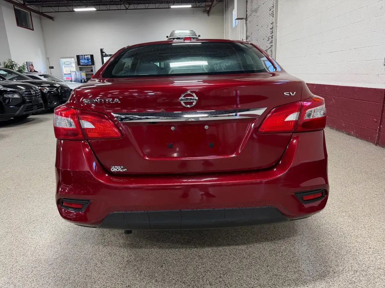 Nissan Sentra photo Nissan Sentra