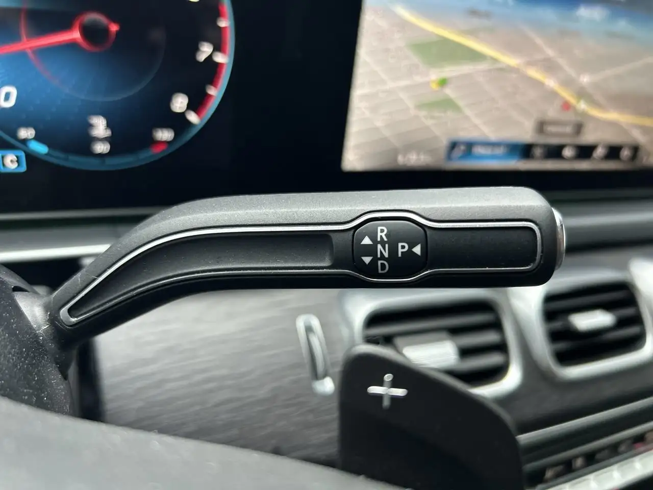 Mercedes-Benz GLE снимка Mercedes-Benz GLE