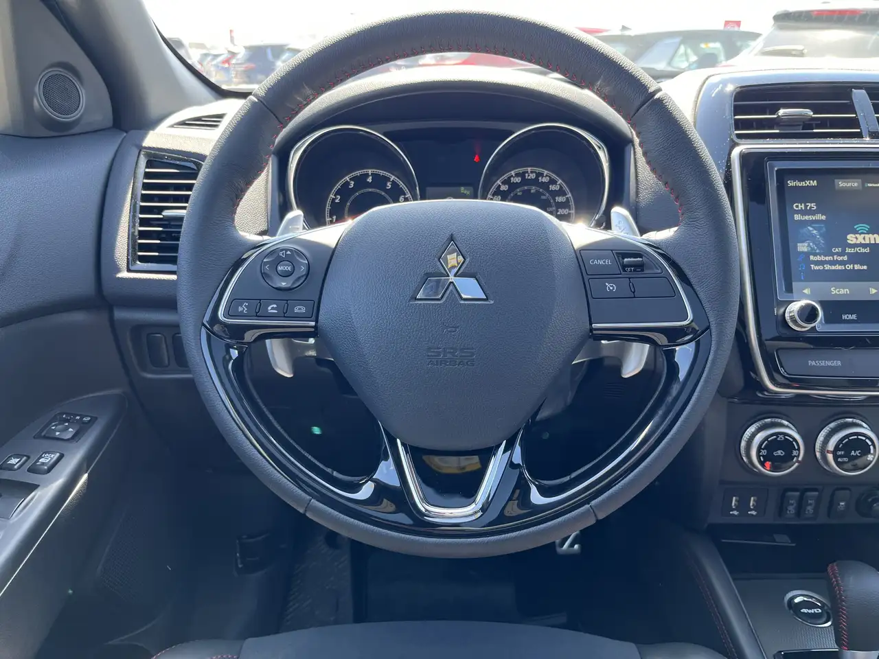 Mitsubishi RVR снимка Mitsubishi RVR