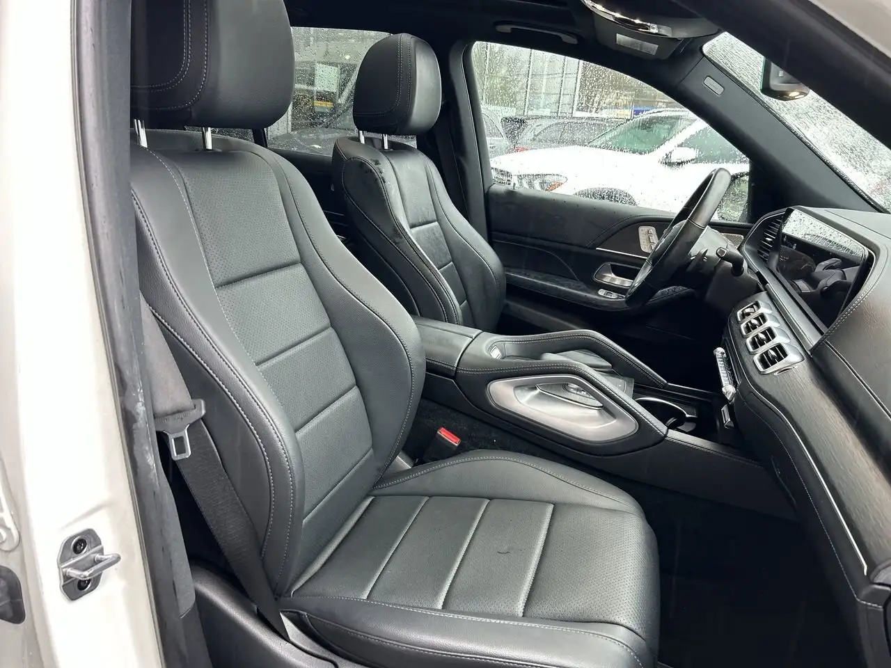 Mercedes-Benz GLE снимка Mercedes-Benz GLE
