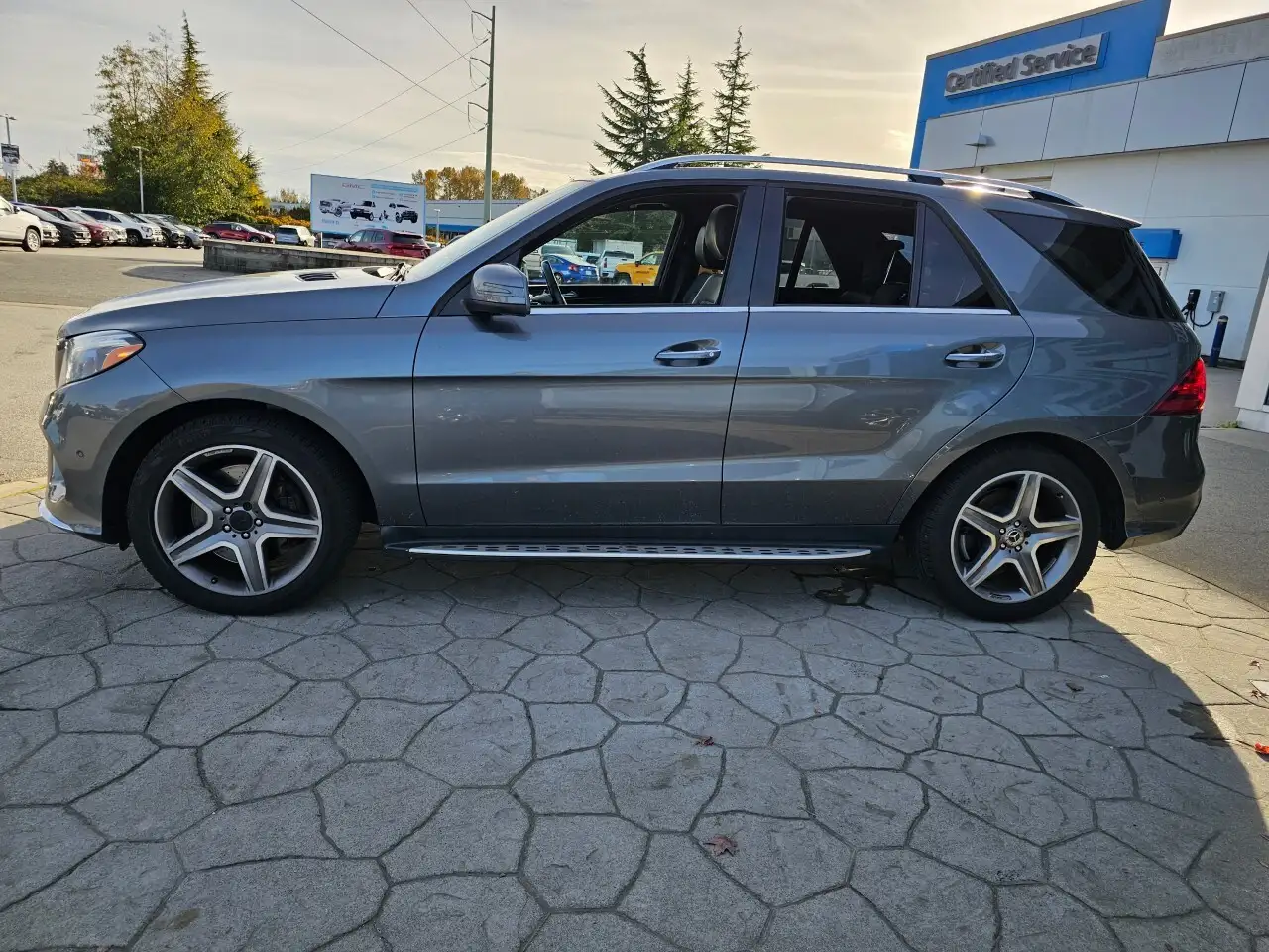 Mercedes-Benz GLE снимка Mercedes-Benz GLE