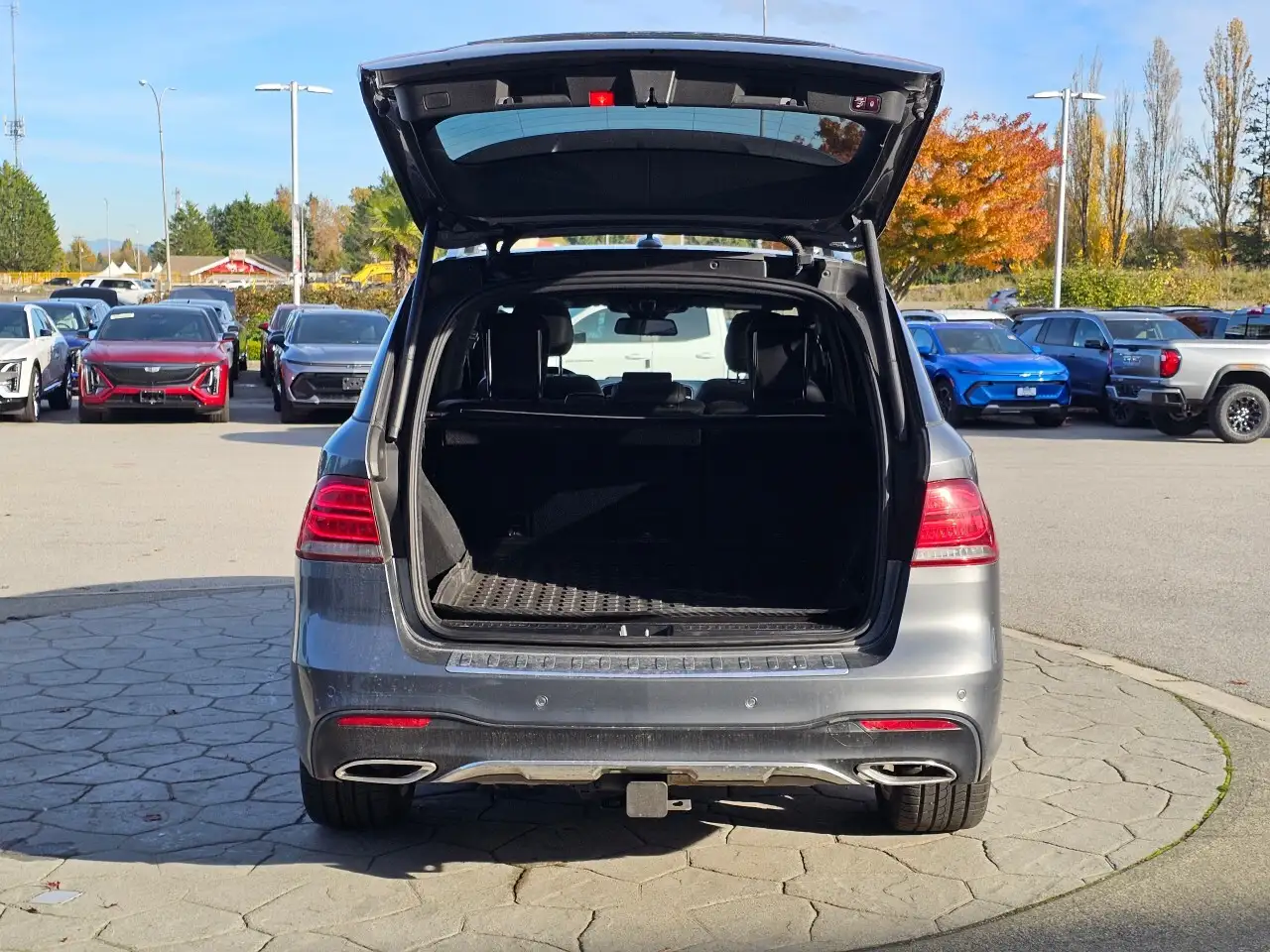 Mercedes-Benz GLE снимка Mercedes-Benz GLE