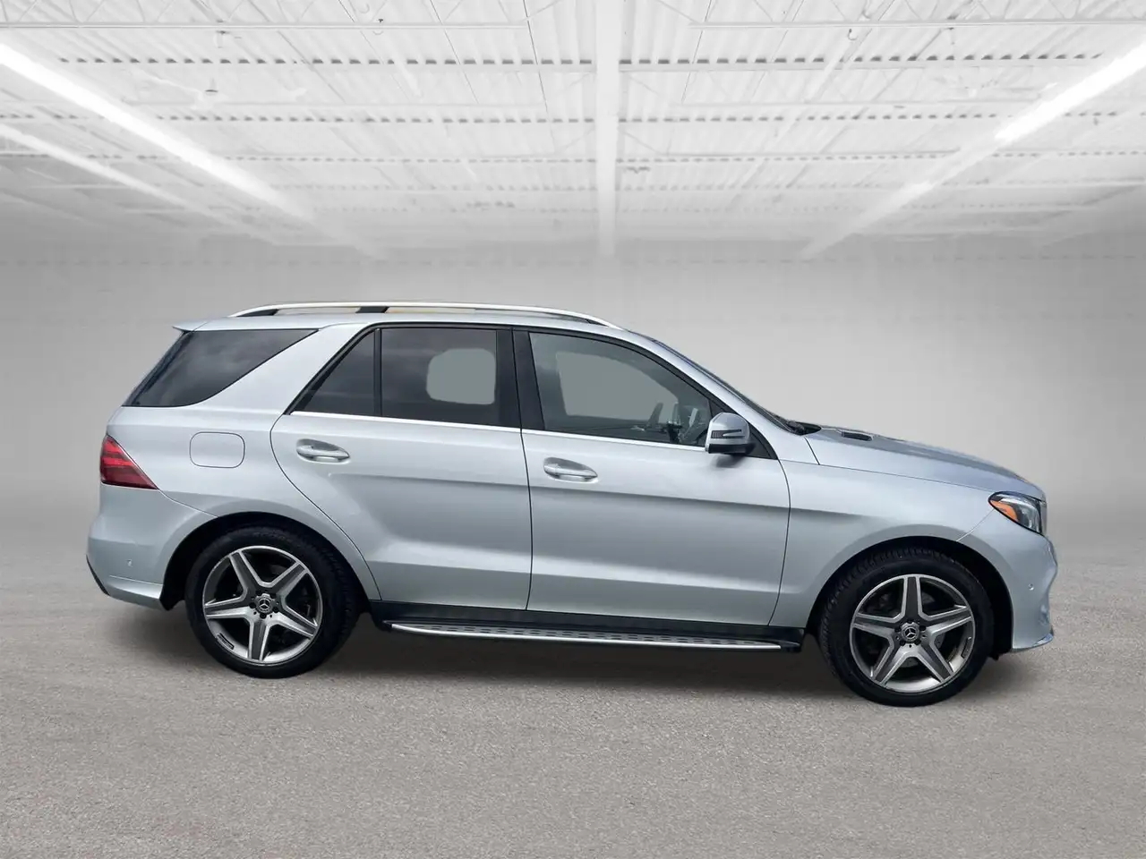 Mercedes-Benz GLE photo Mercedes-Benz GLE