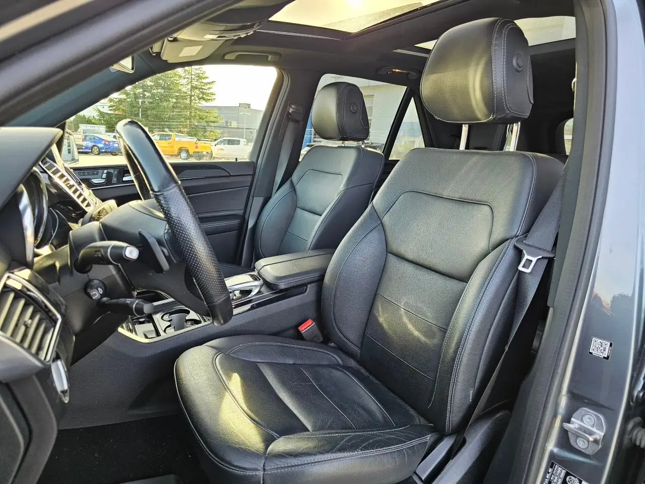 Mercedes-Benz GLE снимка Mercedes-Benz GLE