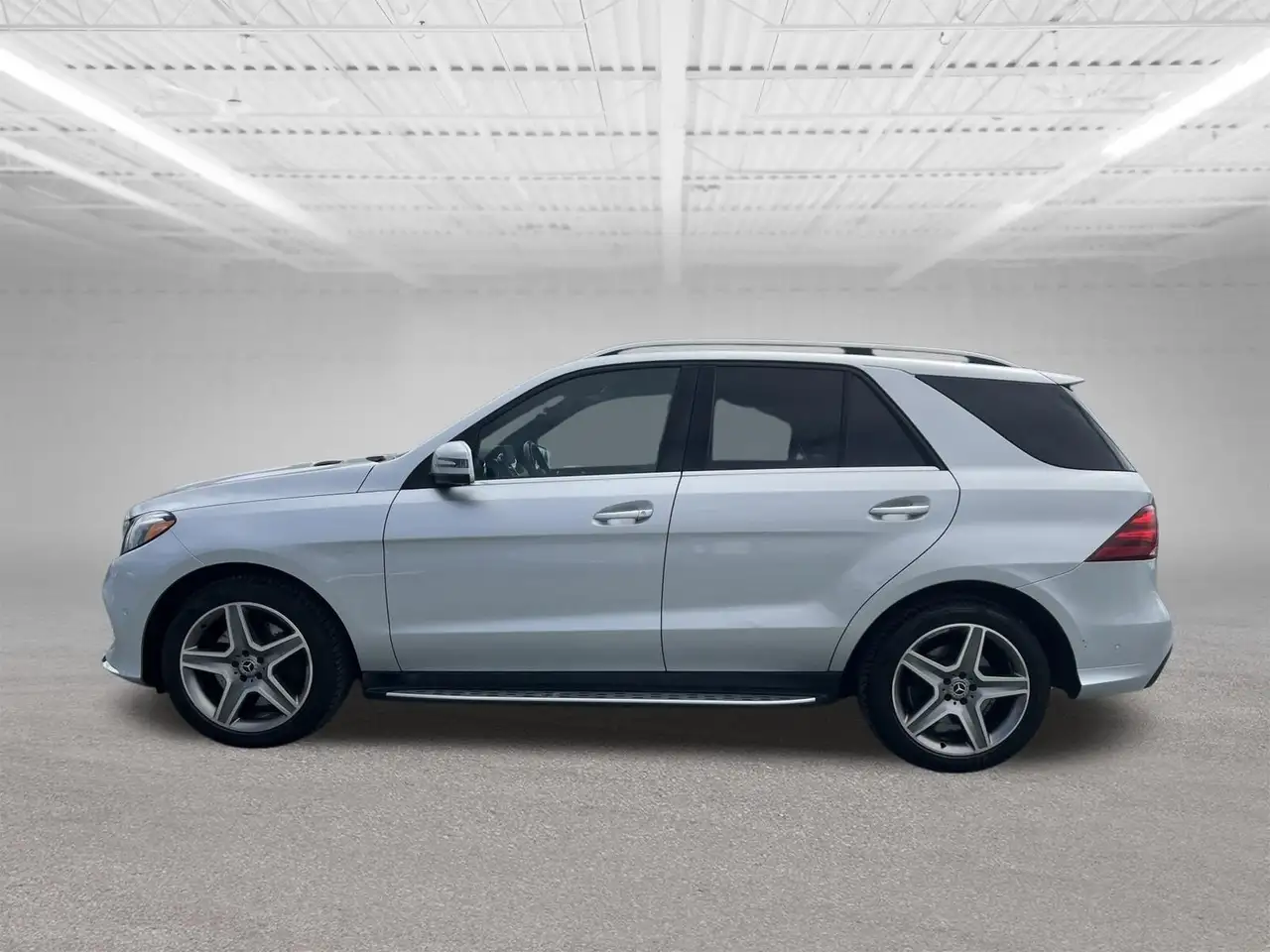 Mercedes-Benz GLE photo Mercedes-Benz GLE