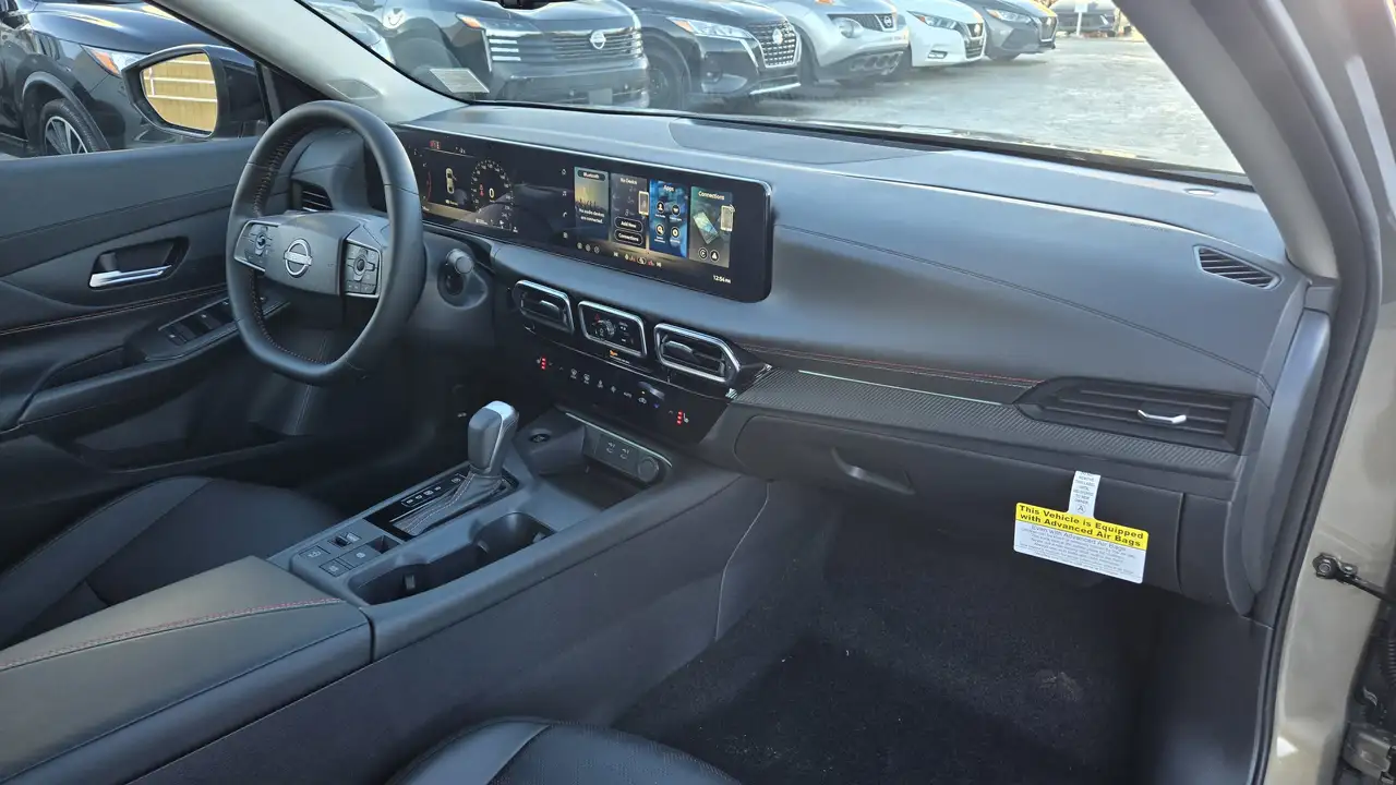 Nissan Sentra снимка Nissan Sentra