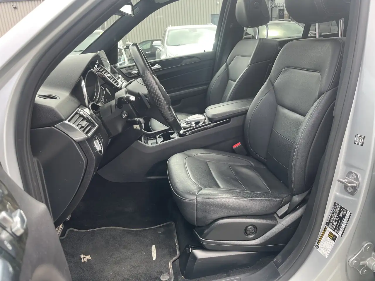 Mercedes-Benz GLE photo Mercedes-Benz GLE