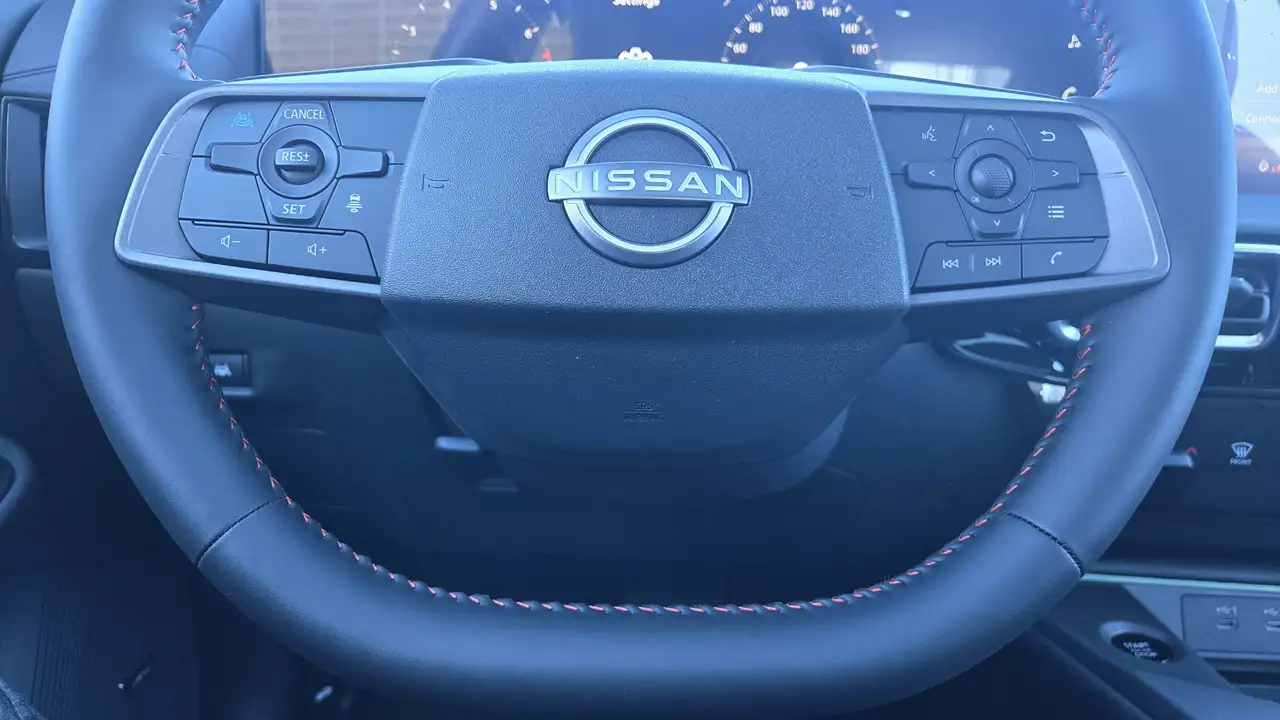 Nissan Sentra снимка Nissan Sentra