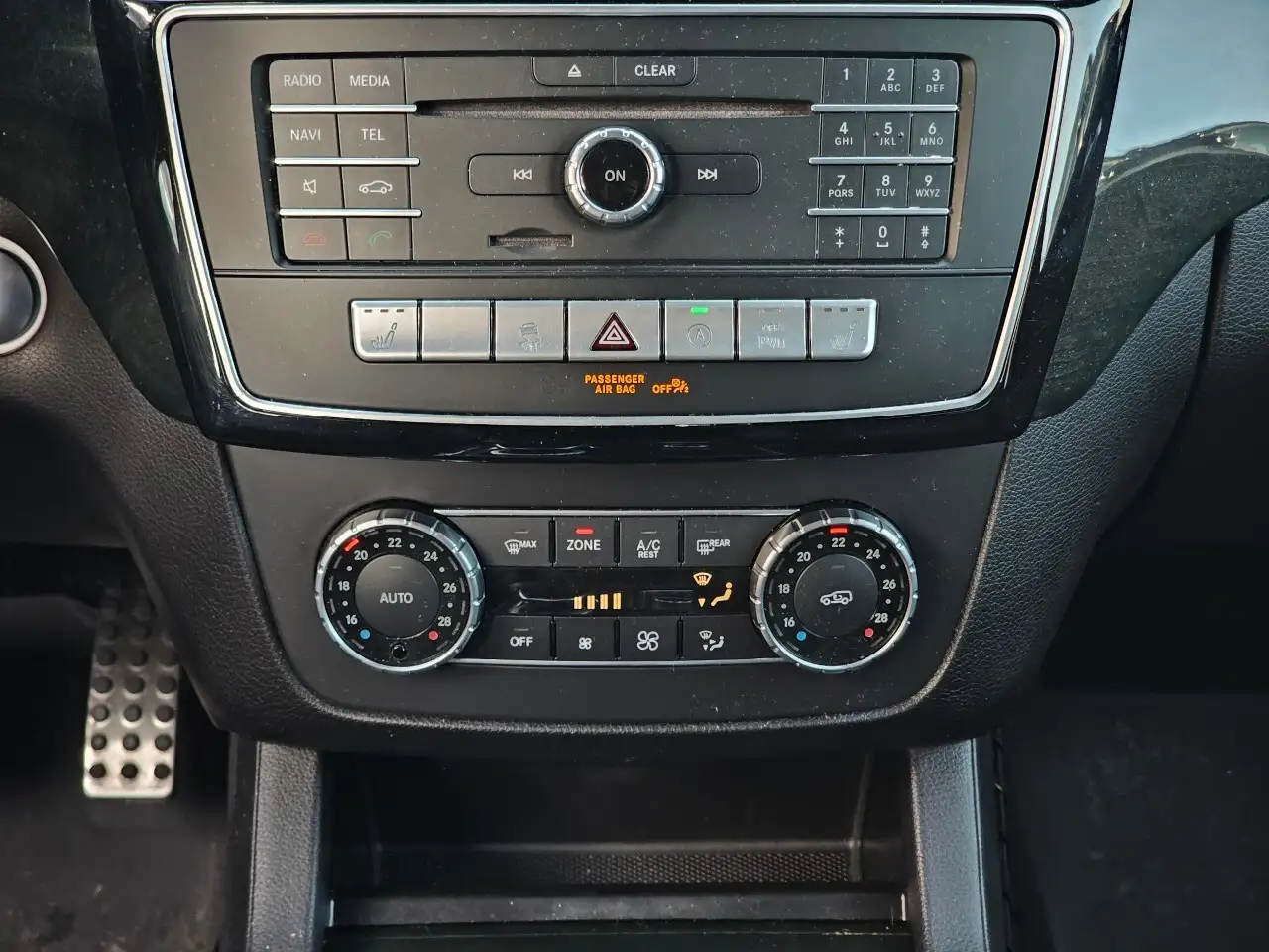 Mercedes-Benz GLE снимка Mercedes-Benz GLE