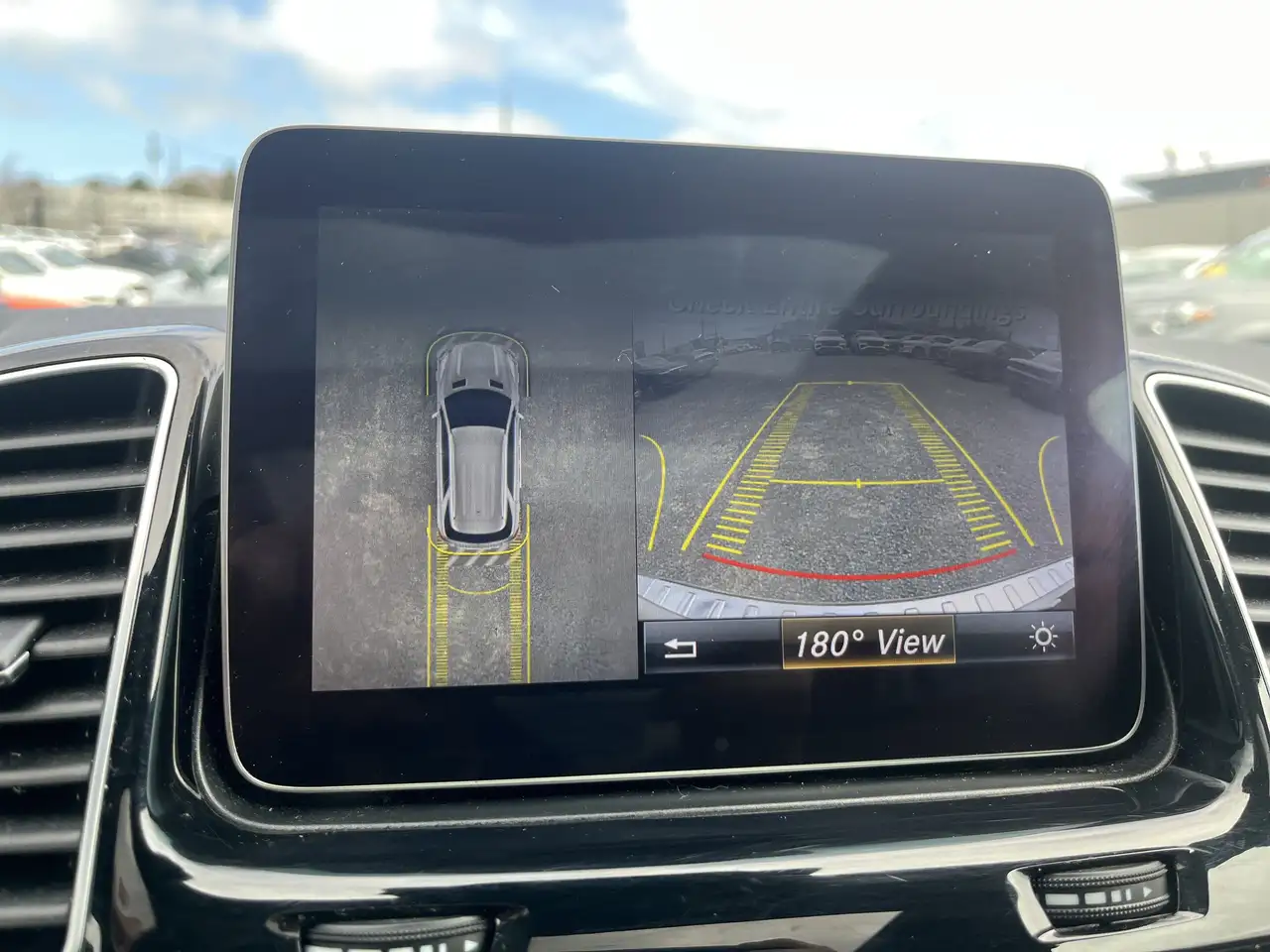 Mercedes-Benz GLE photo Mercedes-Benz GLE