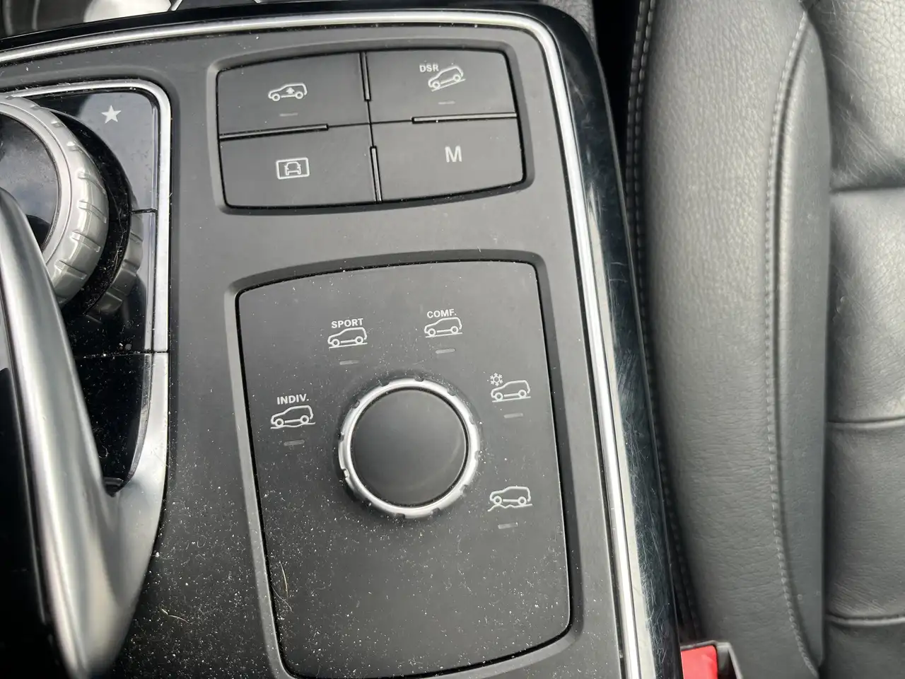 Mercedes-Benz GLE photo Mercedes-Benz GLE