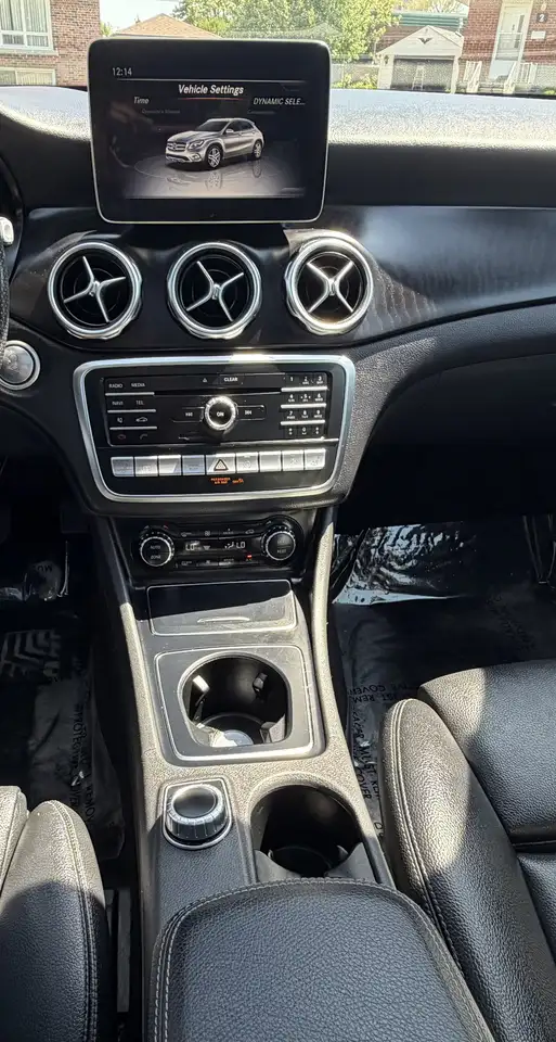 Mercedes-Benz GLA fotografie Mercedes-Benz GLA