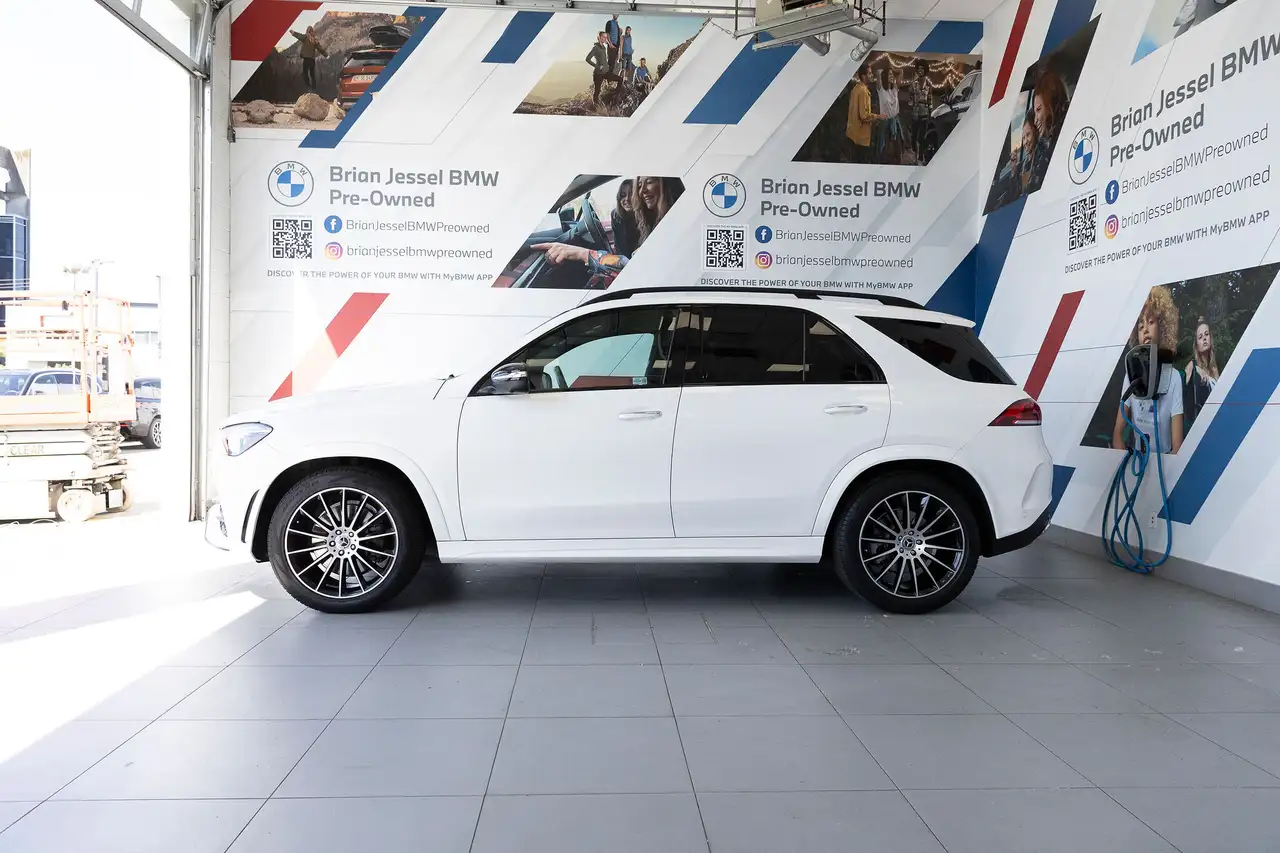 Mercedes-Benz GLE снимка Mercedes-Benz GLE