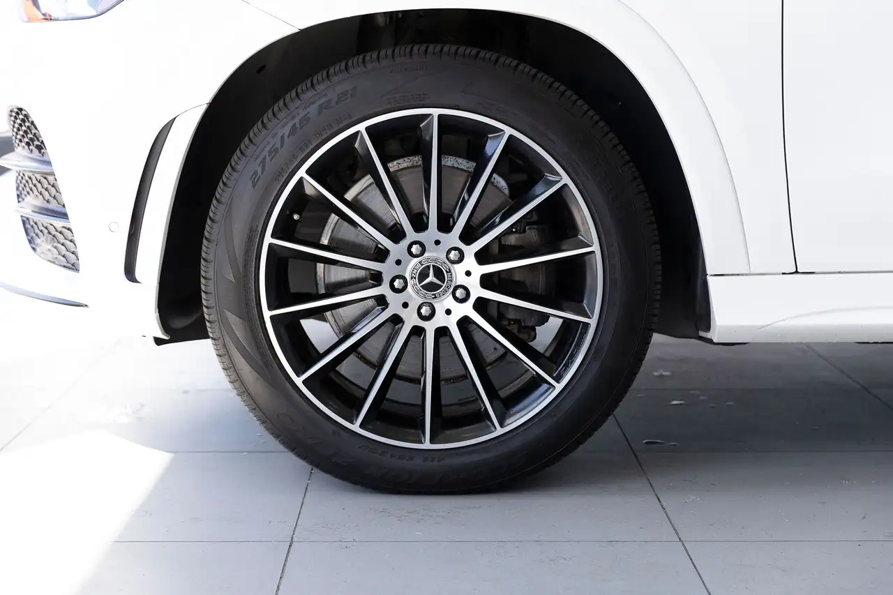 Mercedes-Benz GLE снимка Mercedes-Benz GLE