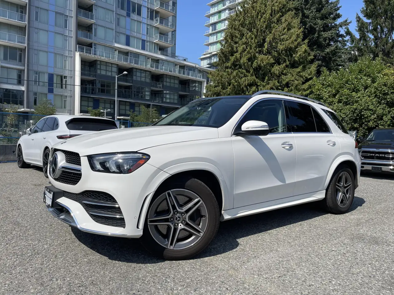 Mercedes-Benz GLE снимка Mercedes-Benz GLE