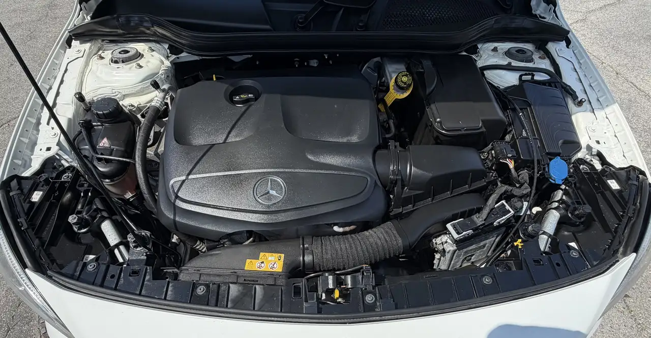 Mercedes-Benz GLA fotografie Mercedes-Benz GLA