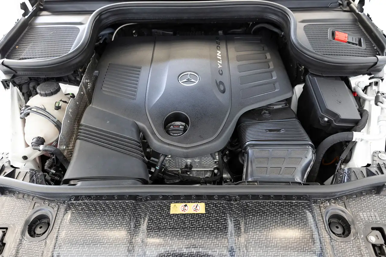 Mercedes-Benz GLE снимка Mercedes-Benz GLE