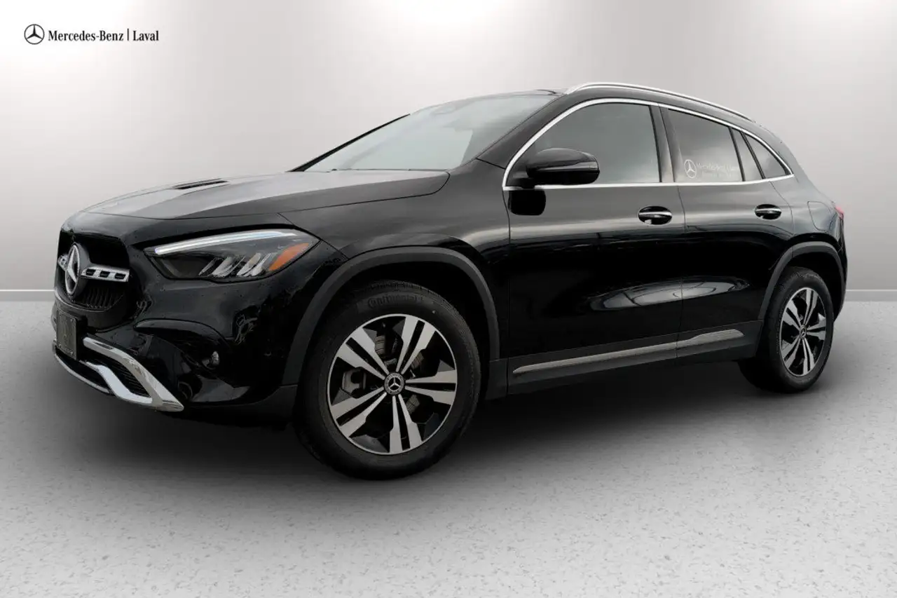 Mercedes-Benz GLA снимка Mercedes-Benz GLA