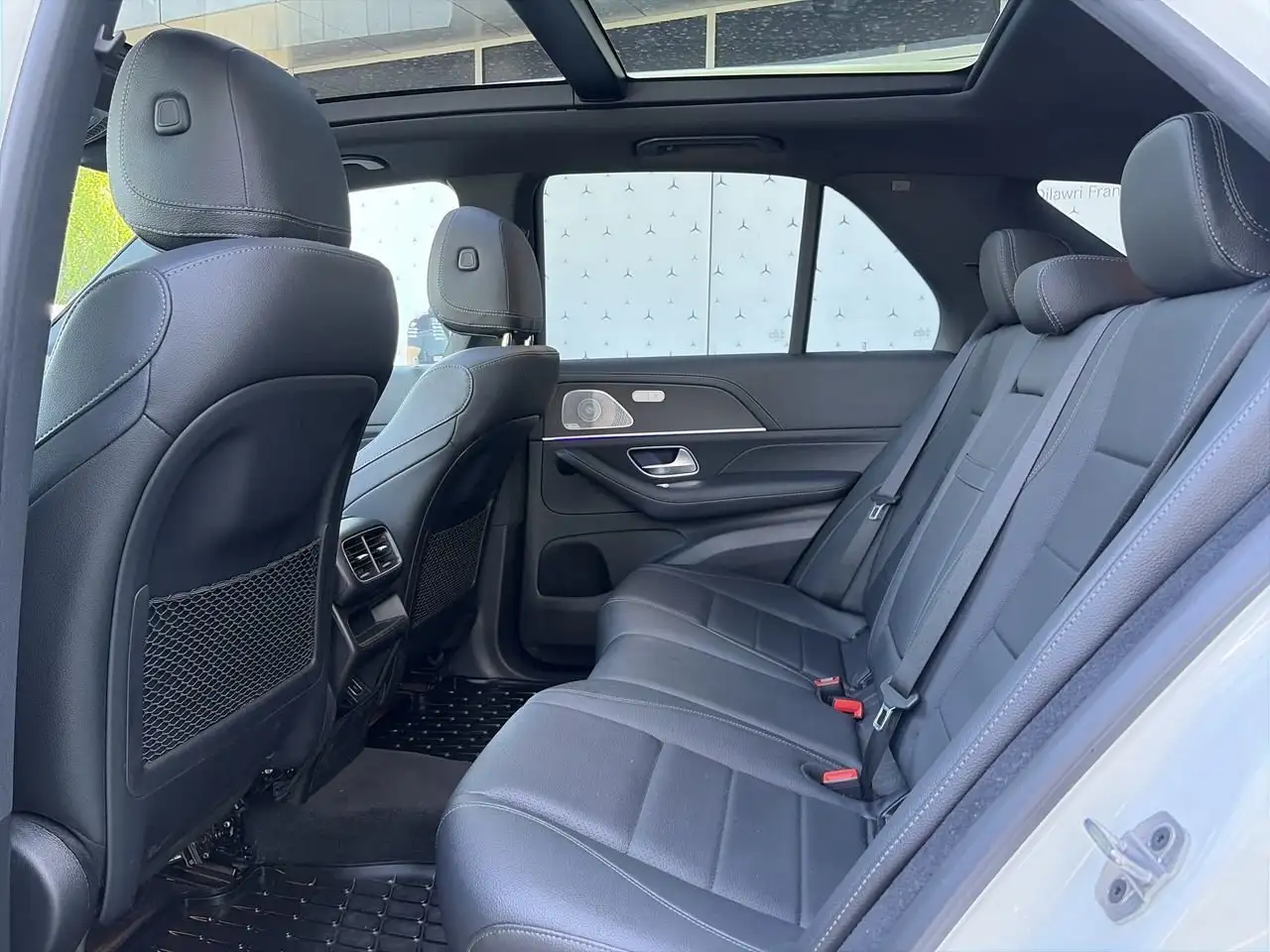 Mercedes-Benz GLE снимка Mercedes-Benz GLE