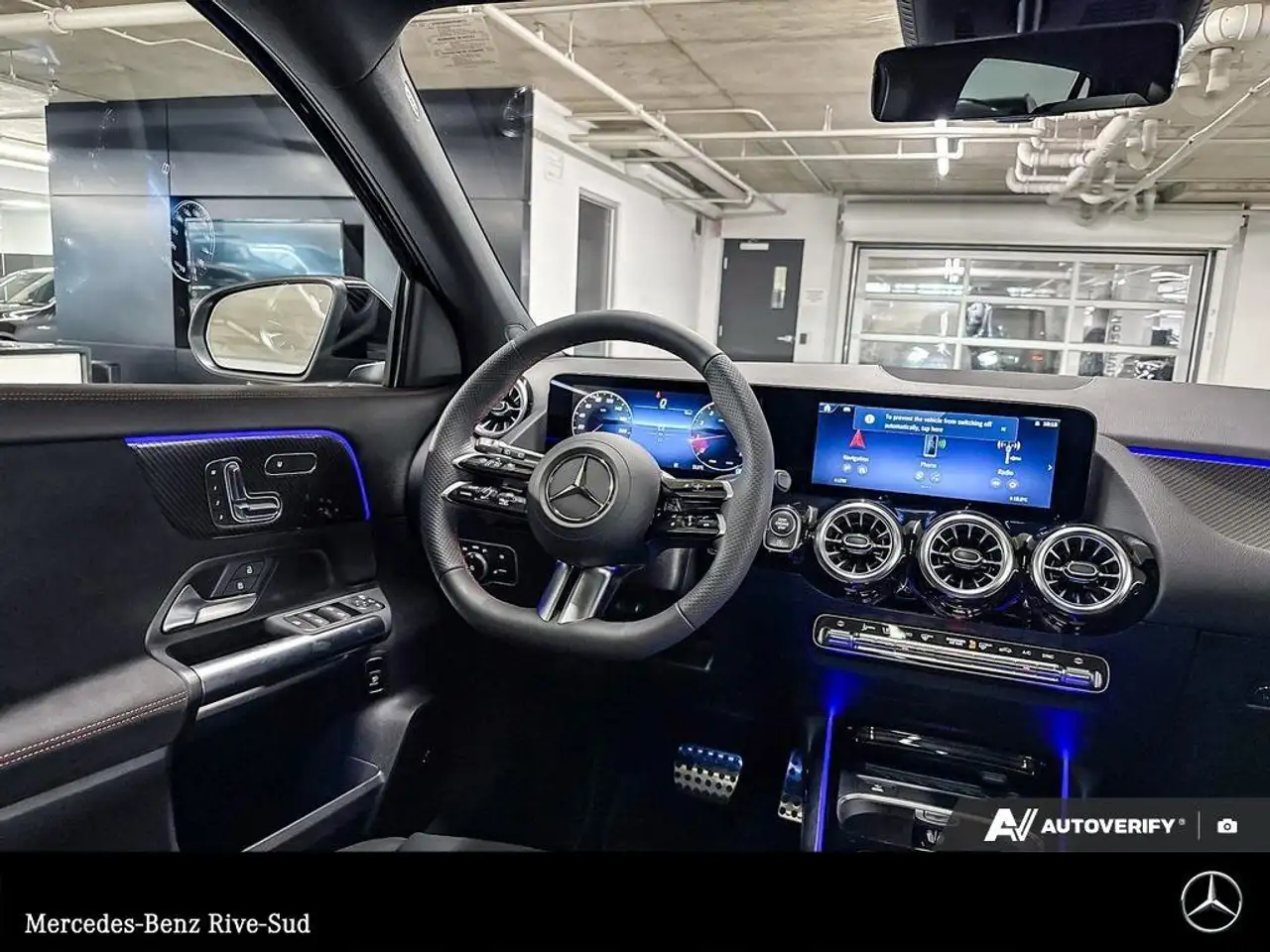 Mercedes-Benz GLA снимка Mercedes-Benz GLA