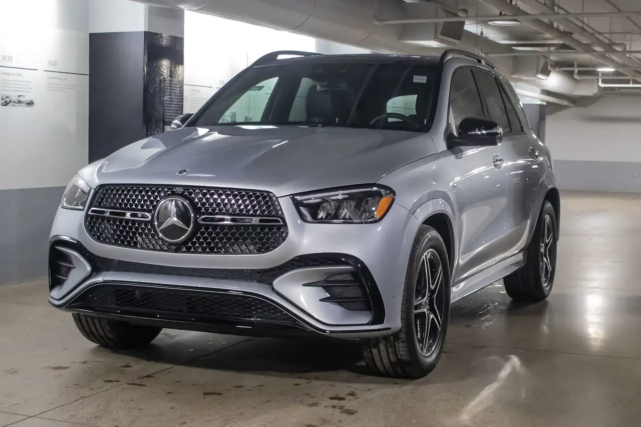 Mercedes-Benz GLE снимка Mercedes-Benz GLE