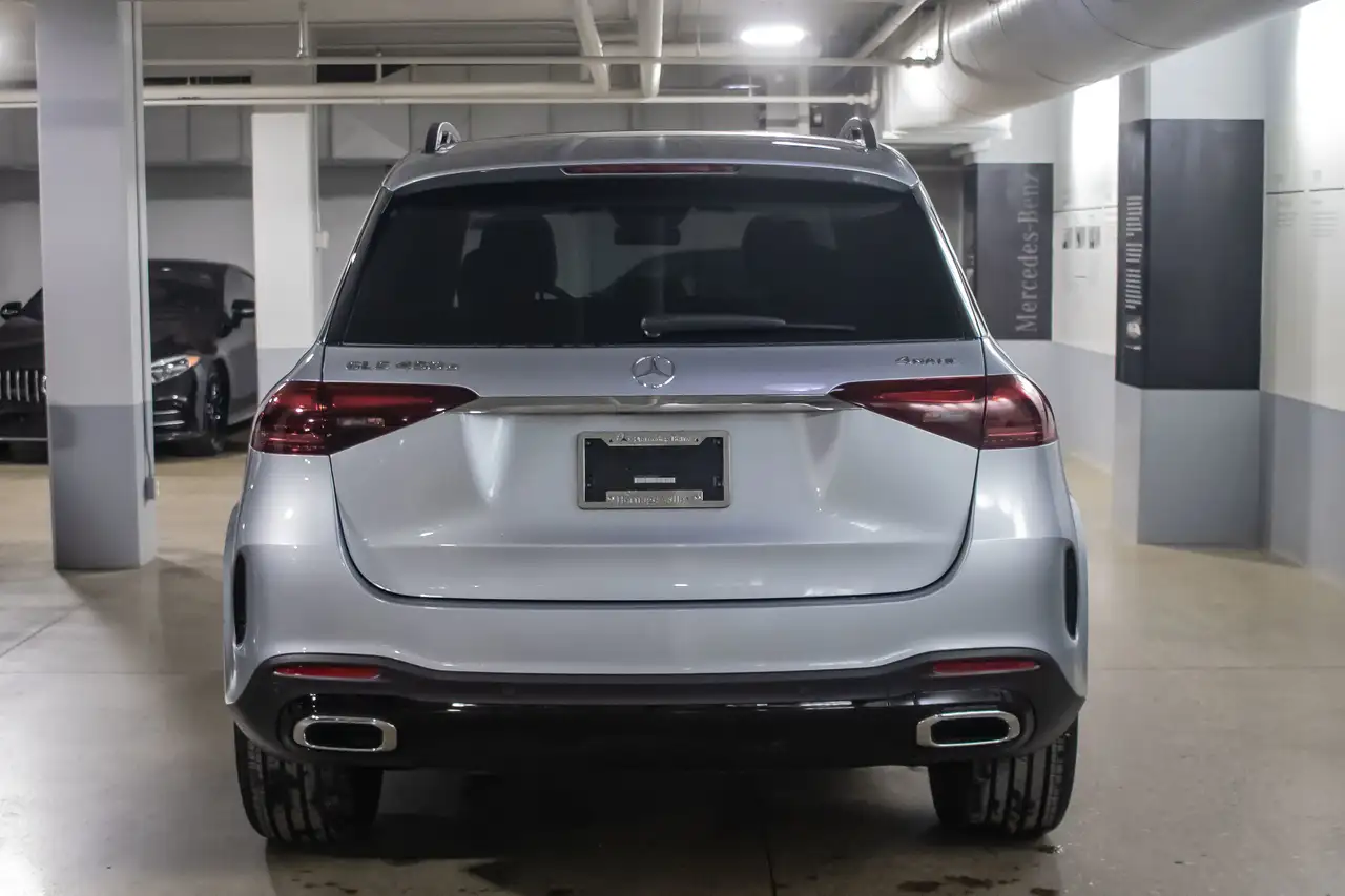 Mercedes-Benz GLE снимка Mercedes-Benz GLE