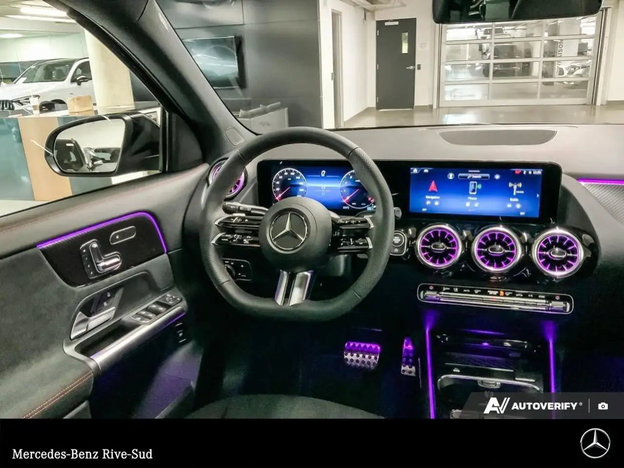 Mercedes-Benz GLA снимка Mercedes-Benz GLA