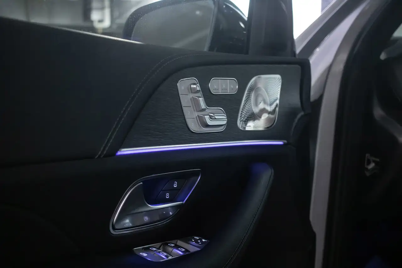 Mercedes-Benz GLE снимка Mercedes-Benz GLE