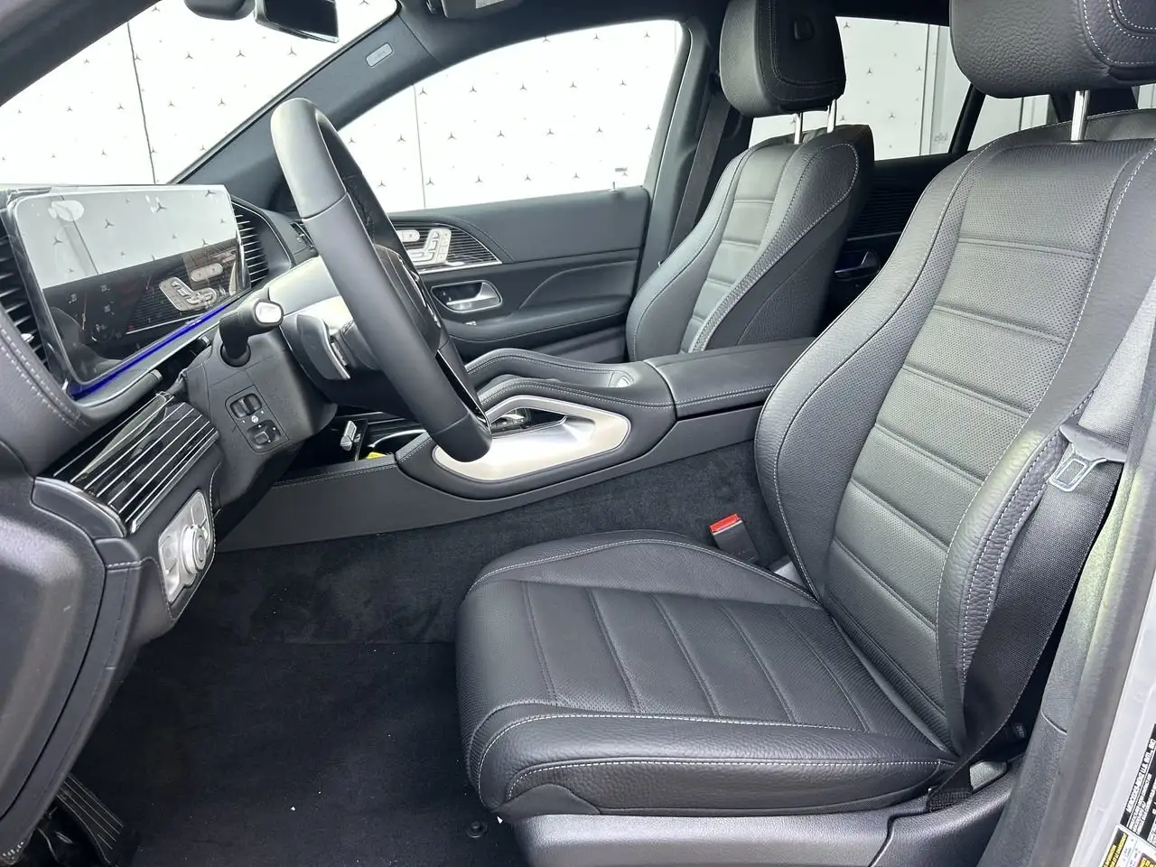 Mercedes-Benz GLE снимка Mercedes-Benz GLE