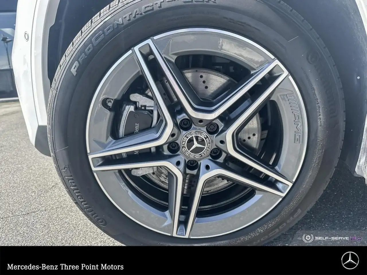 Mercedes-Benz GLA снимка Mercedes-Benz GLA