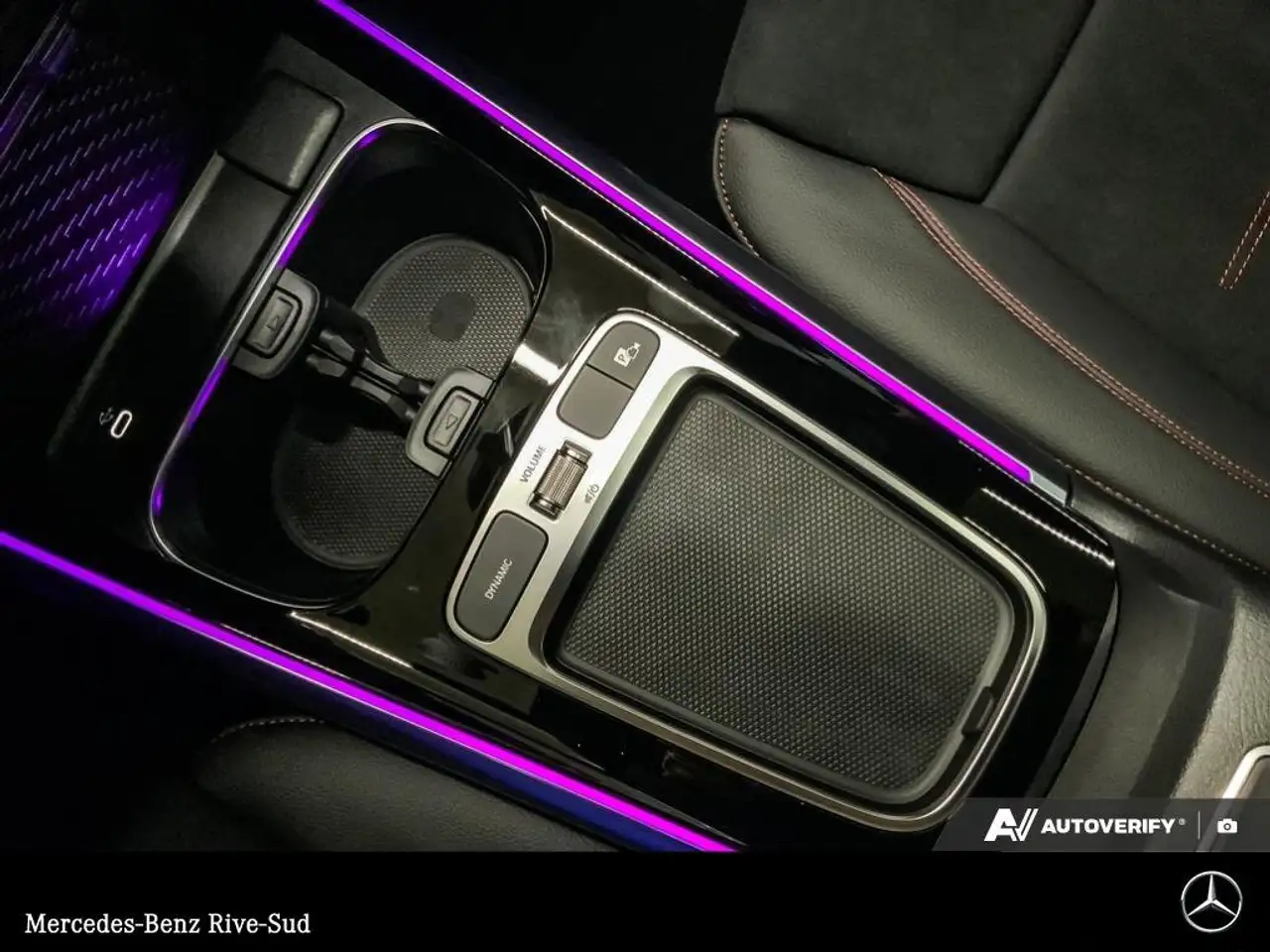 Mercedes-Benz GLA снимка Mercedes-Benz GLA