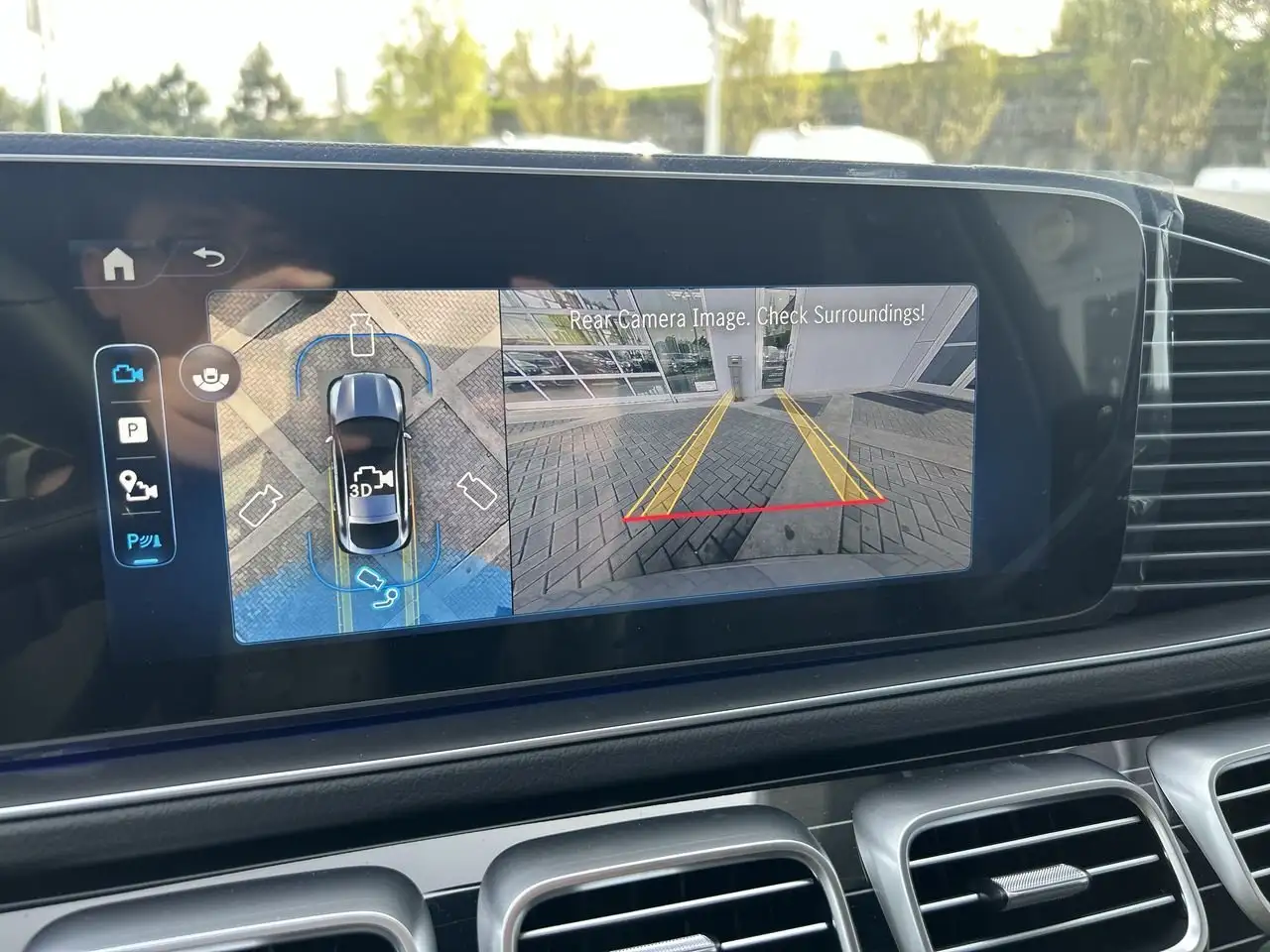 Mercedes-Benz GLE снимка Mercedes-Benz GLE