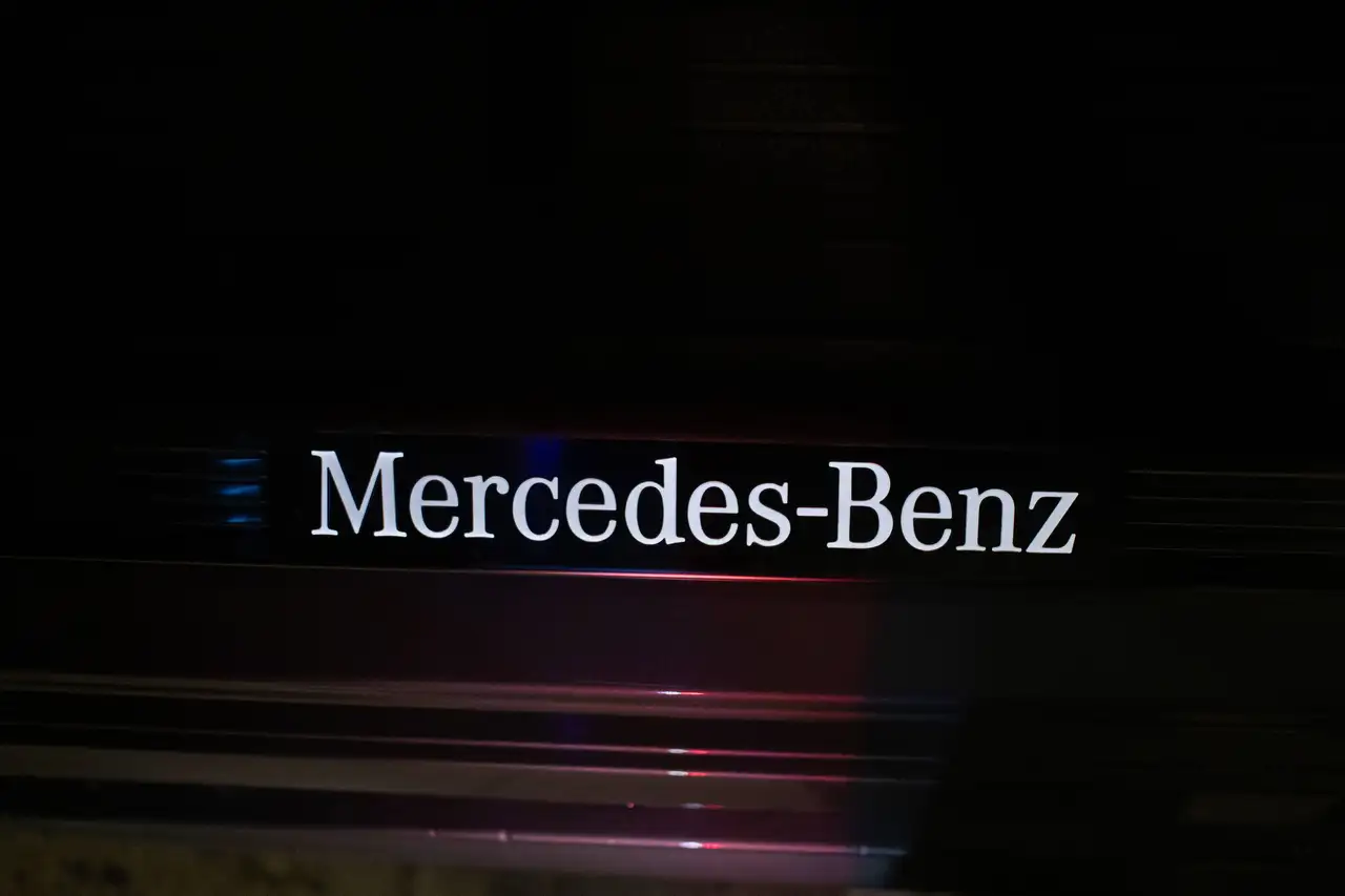 Mercedes-Benz GLE снимка Mercedes-Benz GLE