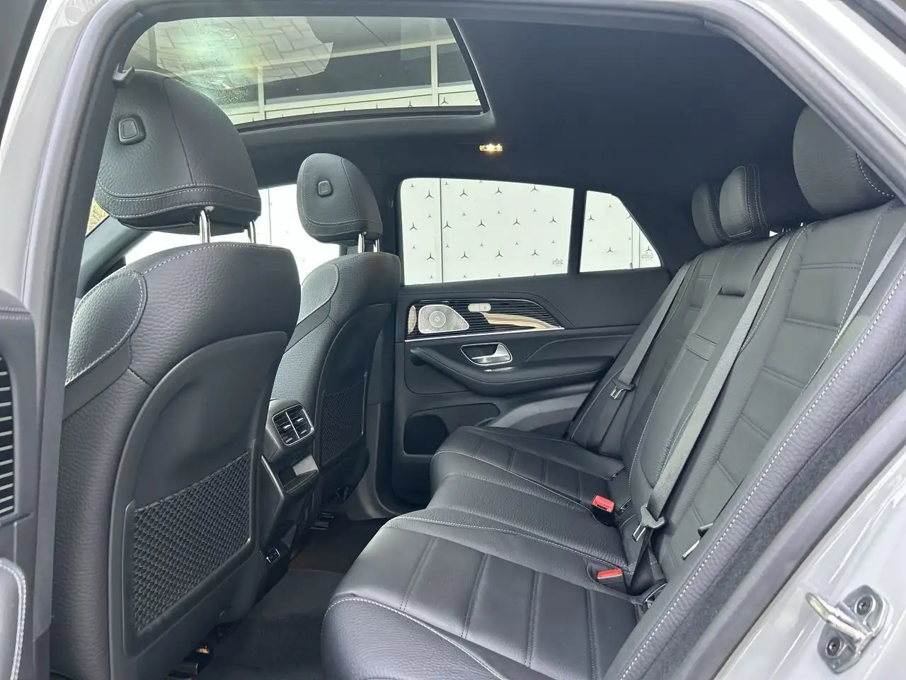 Mercedes-Benz GLE снимка Mercedes-Benz GLE