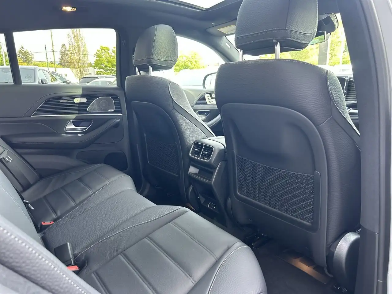 Mercedes-Benz GLE снимка Mercedes-Benz GLE