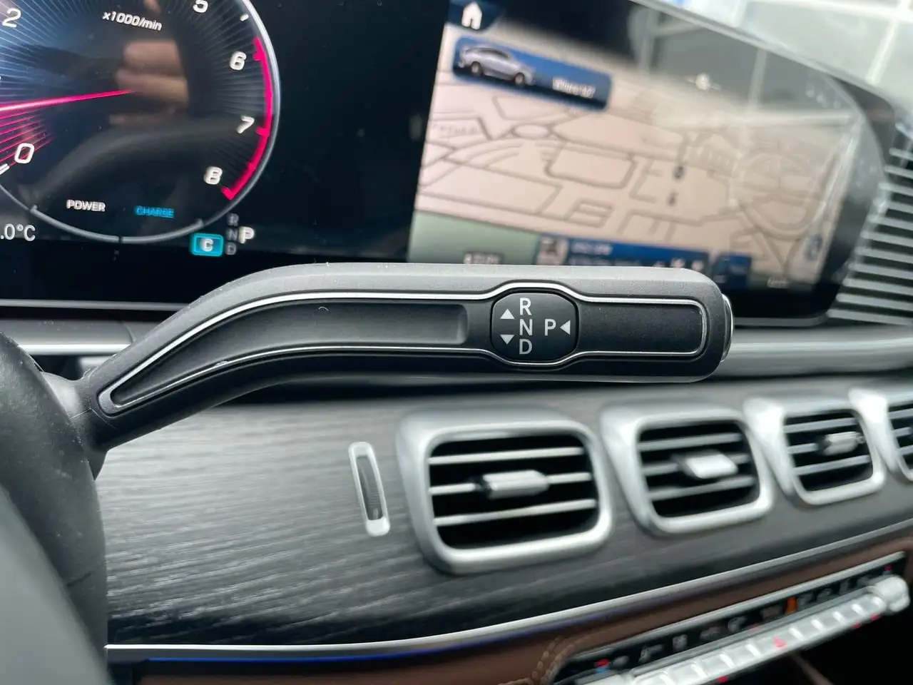 Mercedes-Benz GLE снимка Mercedes-Benz GLE