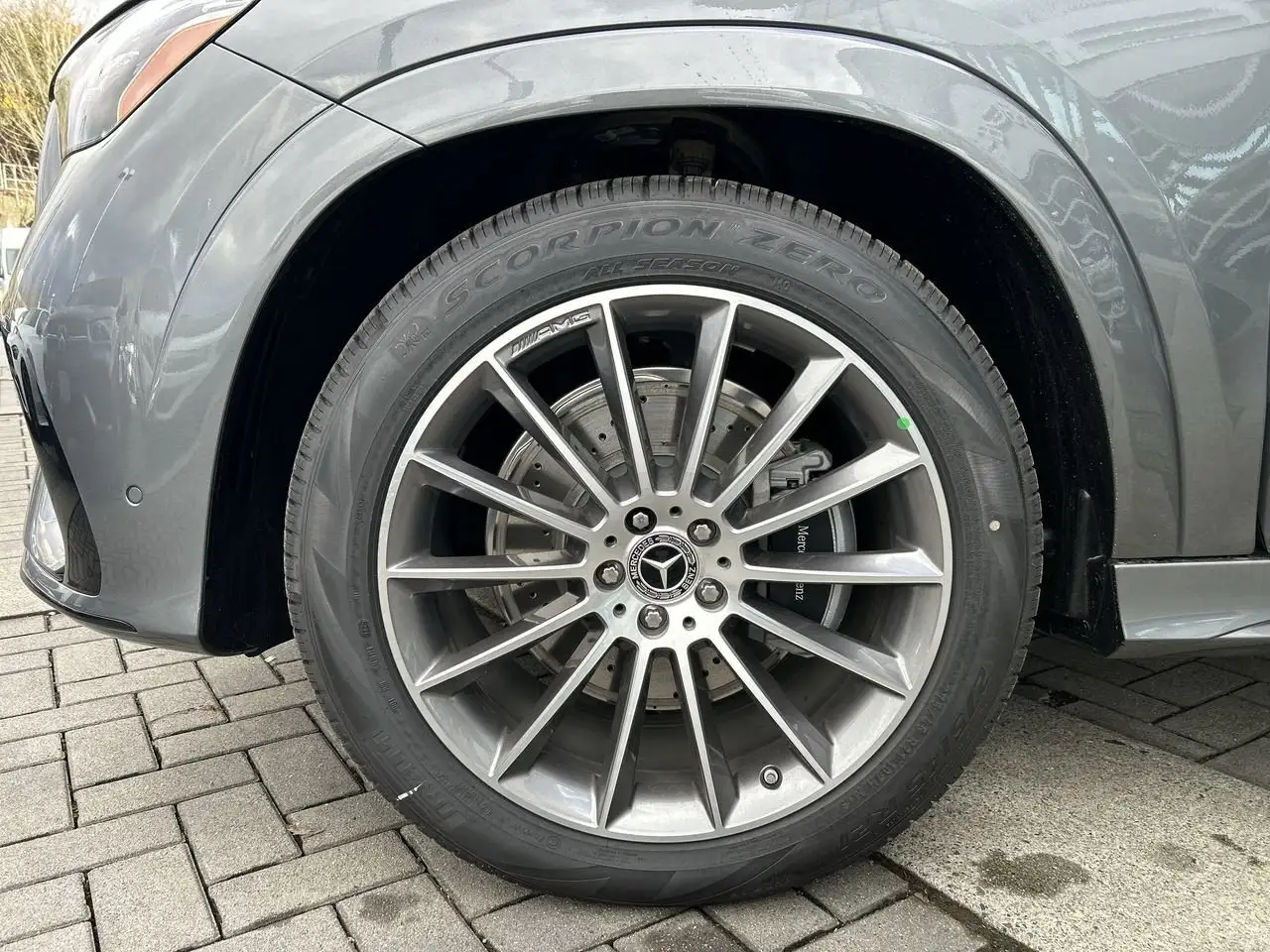 Mercedes-Benz GLE снимка Mercedes-Benz GLE