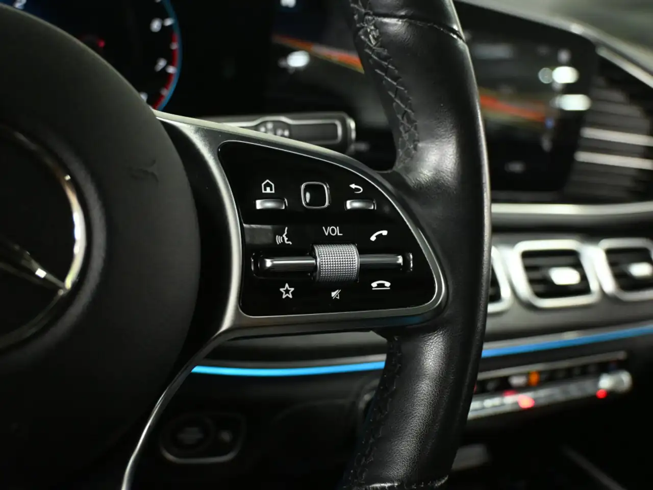 Mercedes-Benz GLE снимка Mercedes-Benz GLE