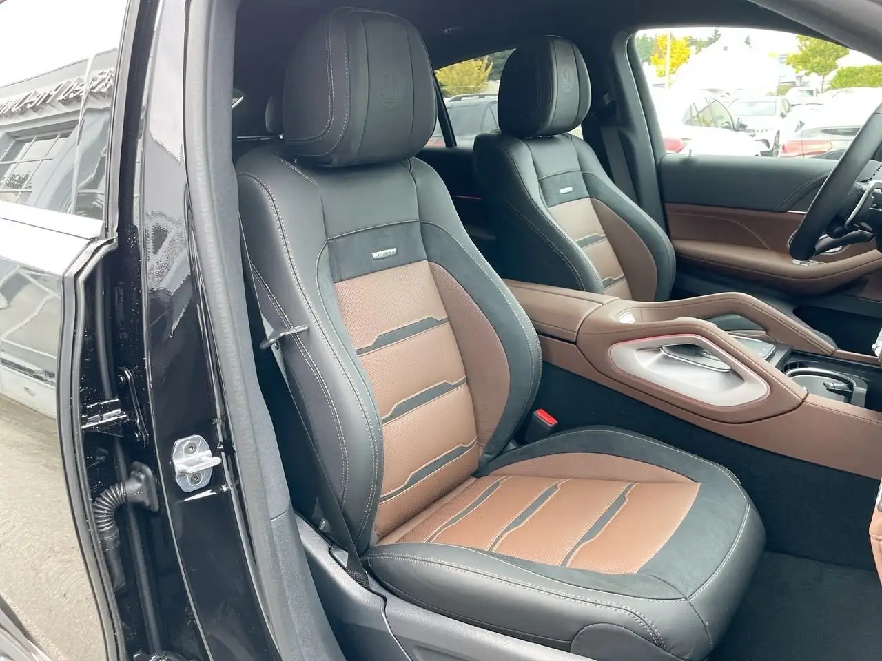 Mercedes-Benz GLE снимка Mercedes-Benz GLE