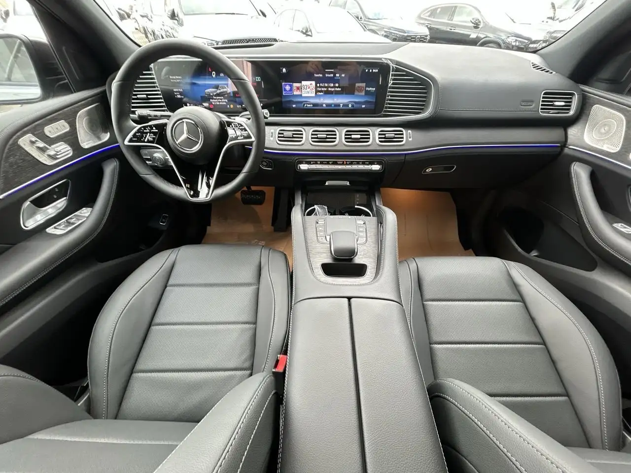 Mercedes-Benz GLE снимка Mercedes-Benz GLE