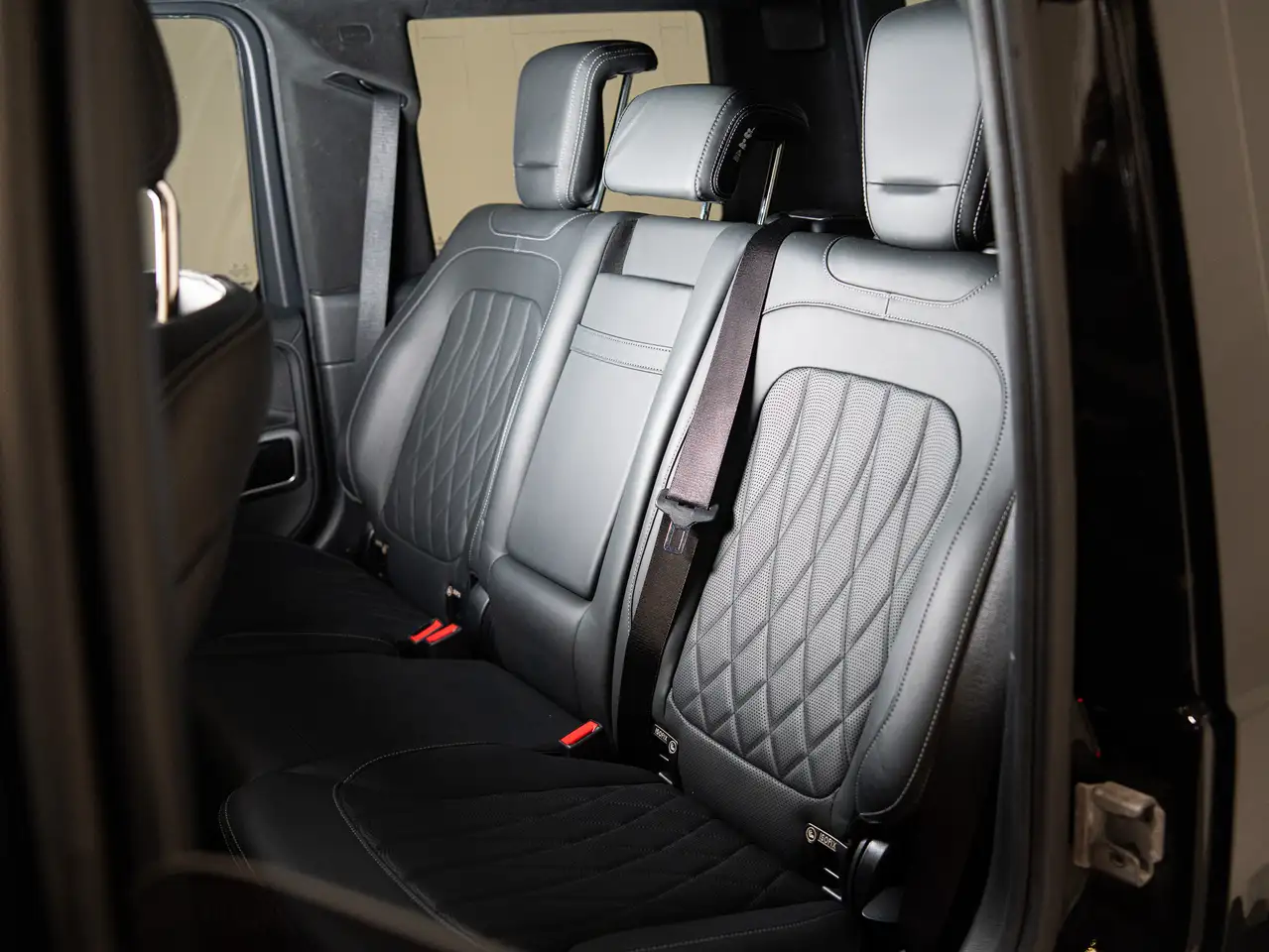 Mercedes-Benz G-Class снимка Mercedes-Benz G-Class