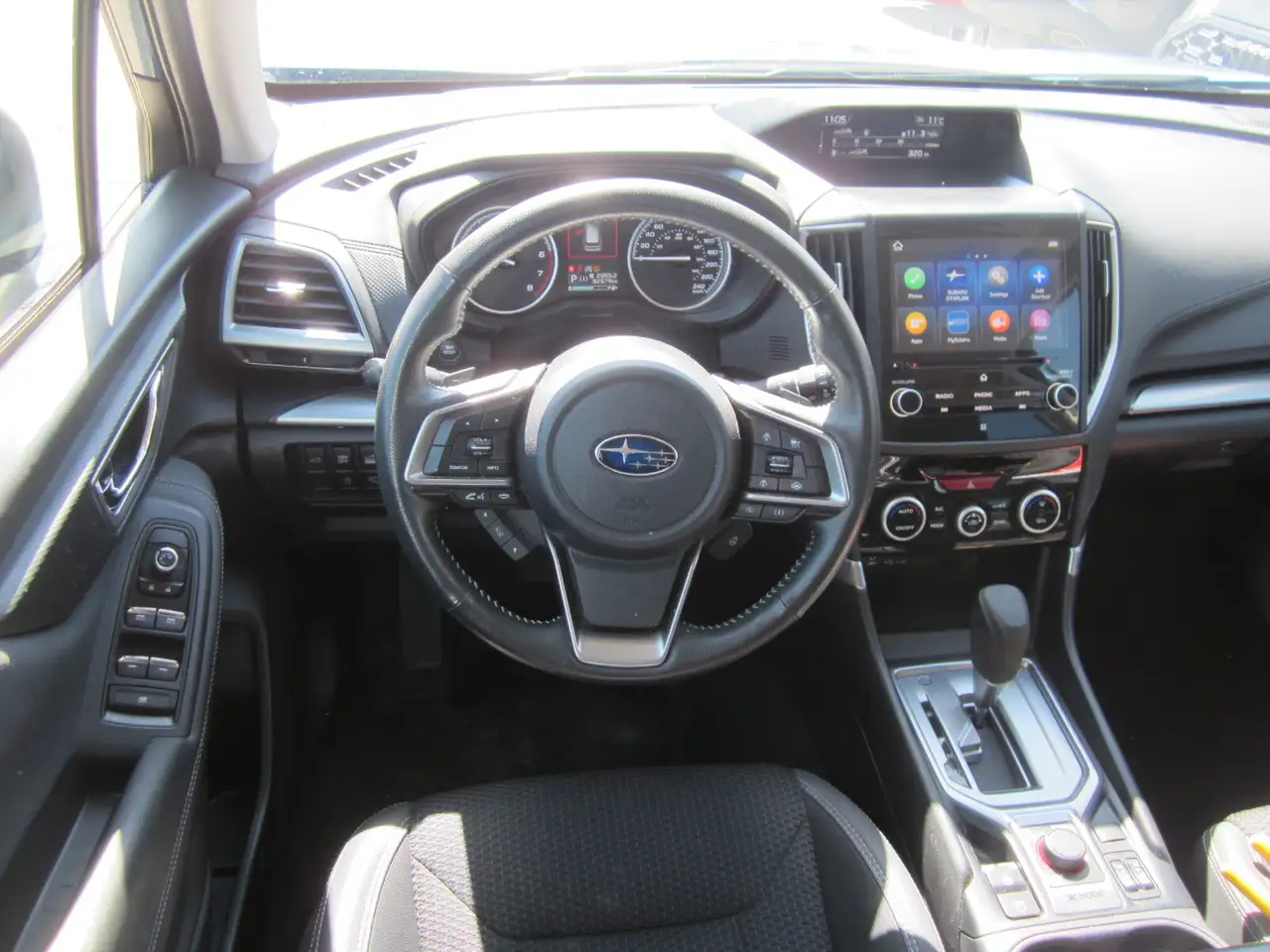 Subaru Forester снимка Subaru Forester