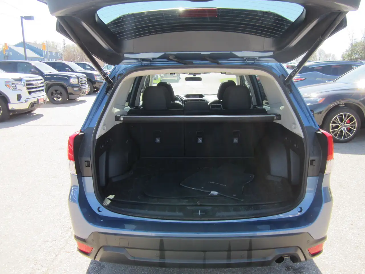 Subaru Forester снимка Subaru Forester