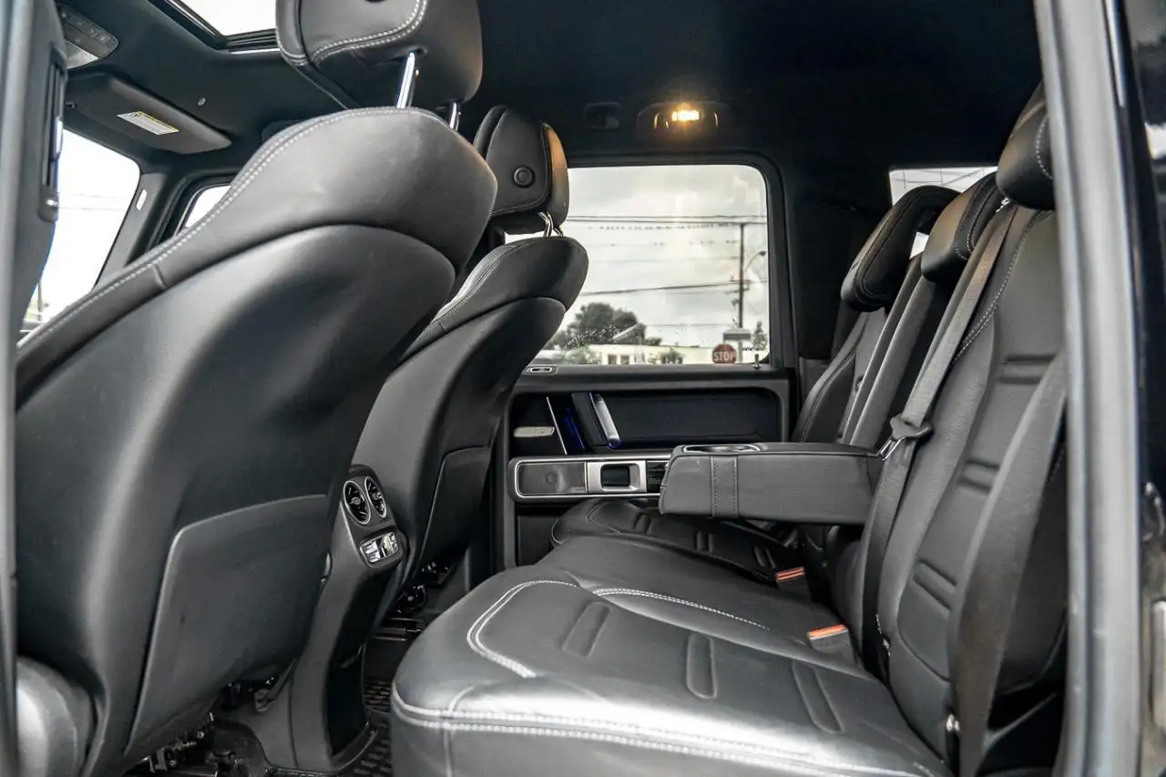 Mercedes-Benz G-Class снимка Mercedes-Benz G-Class