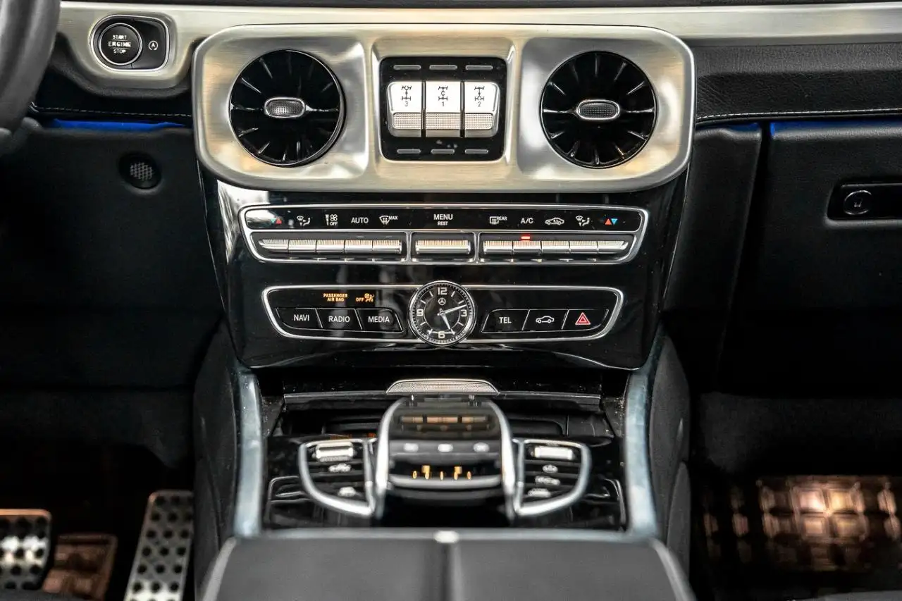 Mercedes-Benz G-Class снимка Mercedes-Benz G-Class