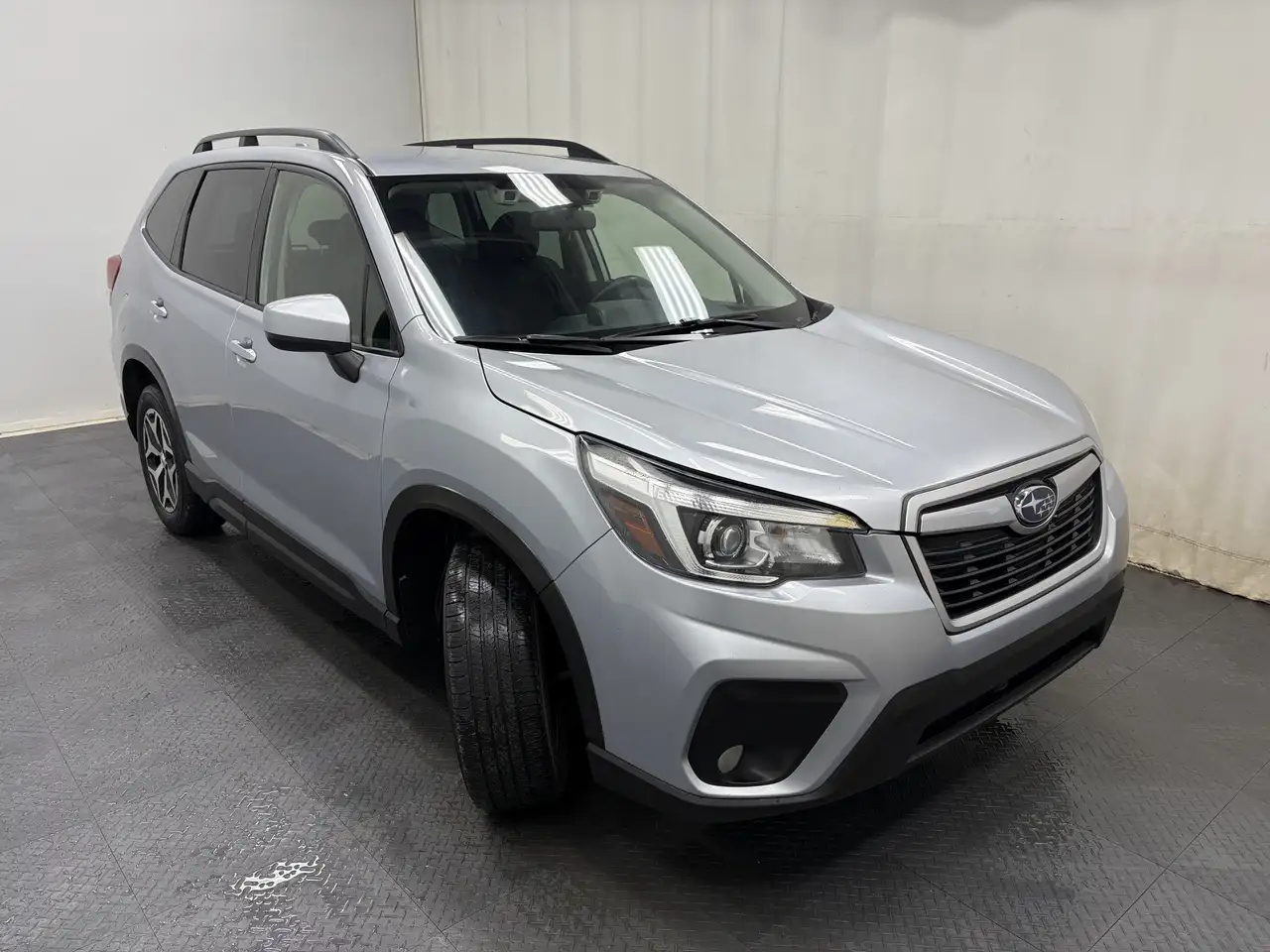 Subaru Forester photo Subaru Forester
