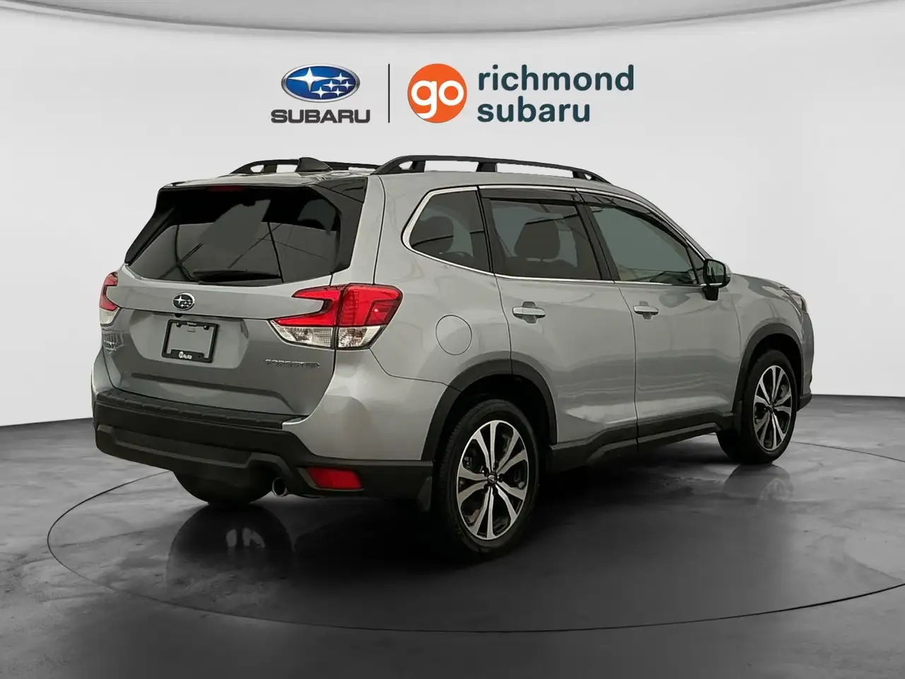 Subaru Forester снимка Subaru Forester
